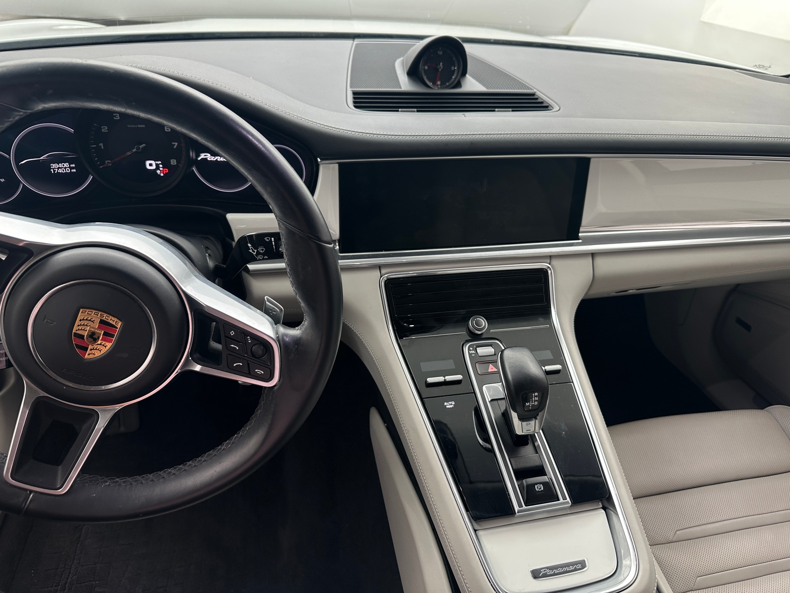 Thumbnail: 2018 Porsche Panamera - 2