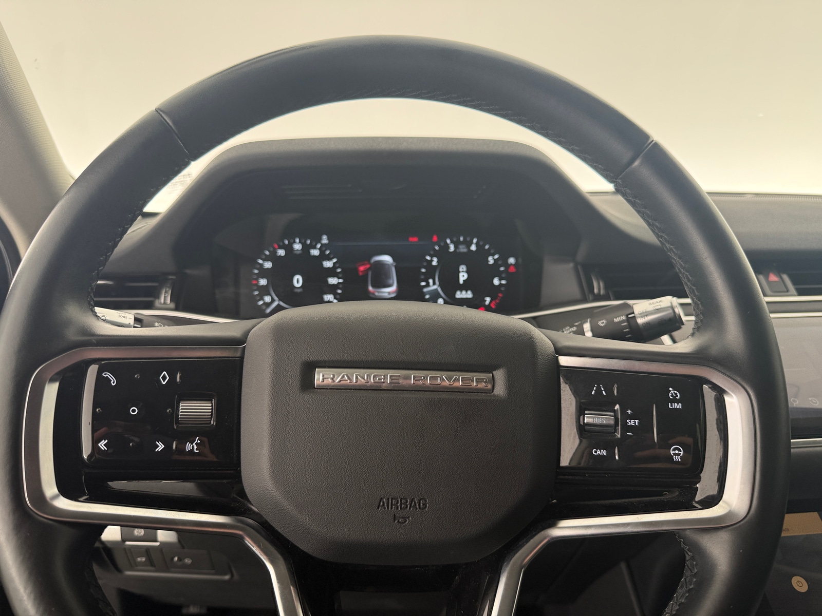 Thumbnail: 2021 Land Rover Range Rover Evoque - 4