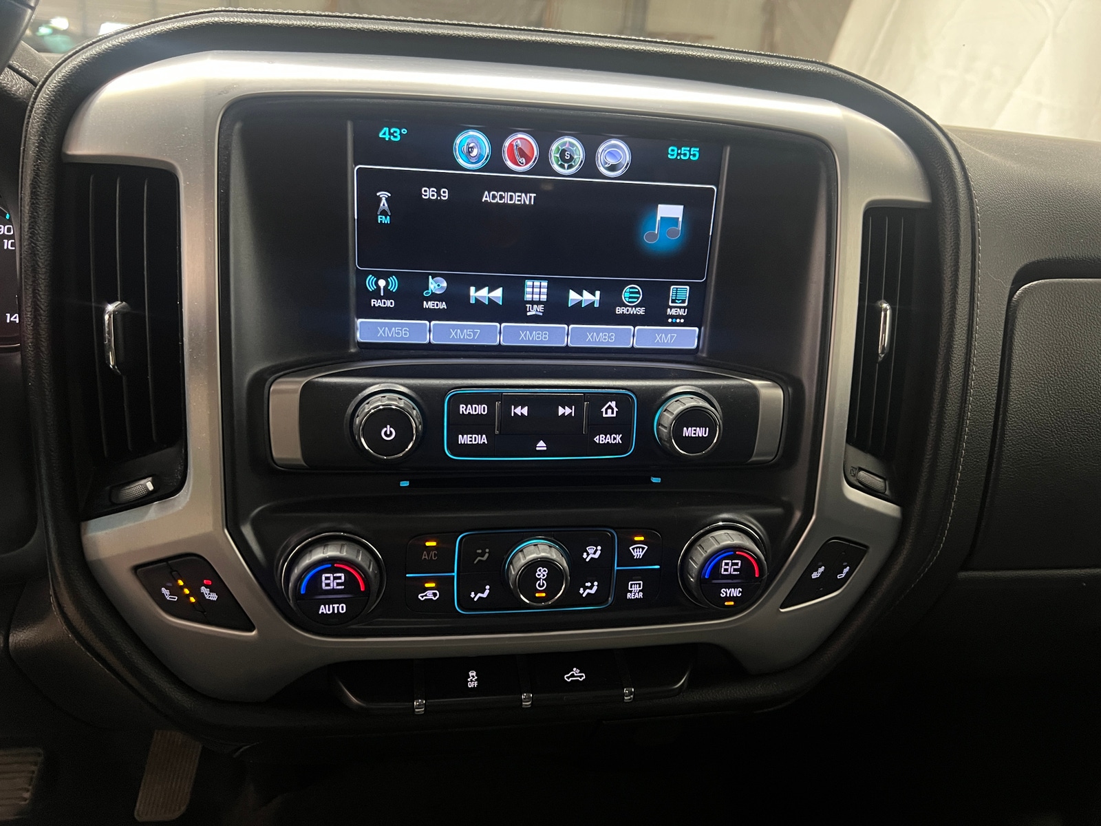 Thumbnail: 2018 GMC Sierra 1500 - 4