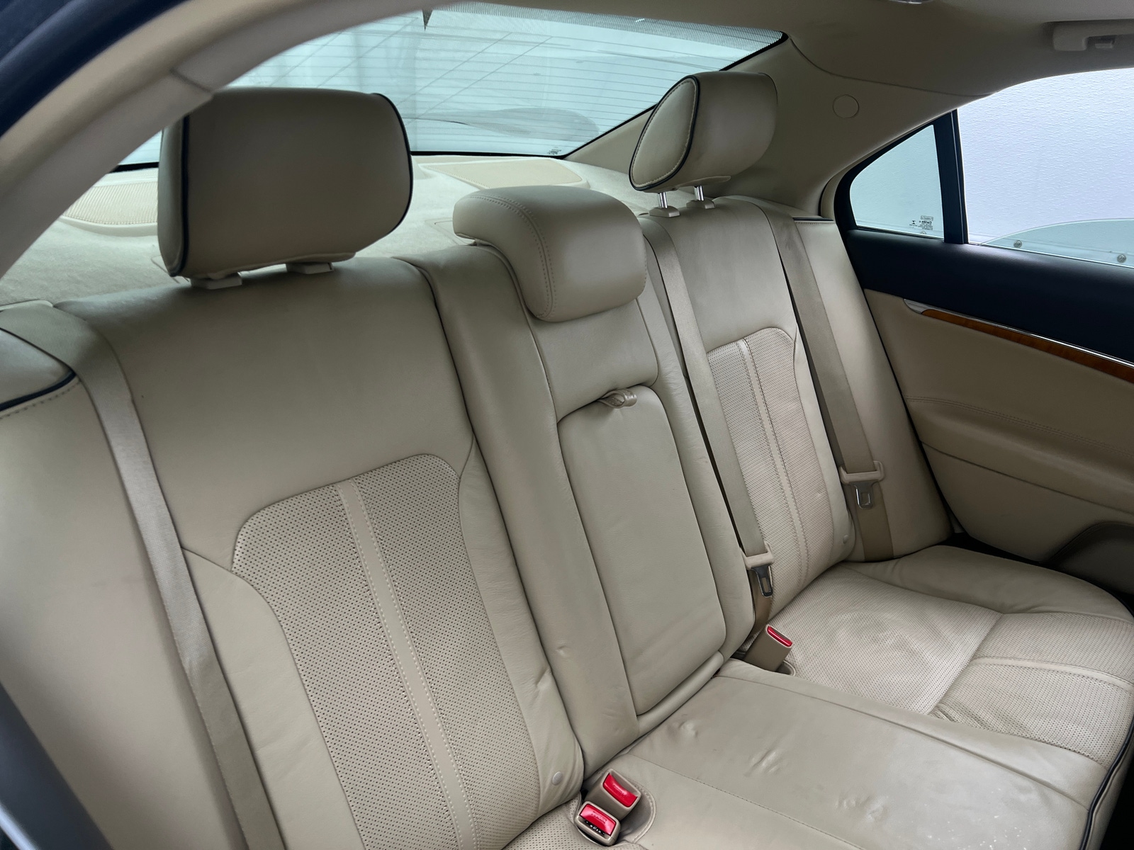 Thumbnail: 2012 Lincoln MKZ - 5