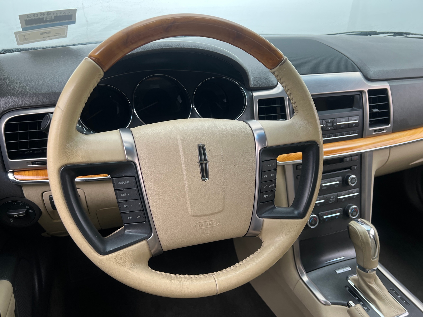 Thumbnail: 2012 Lincoln MKZ - 4