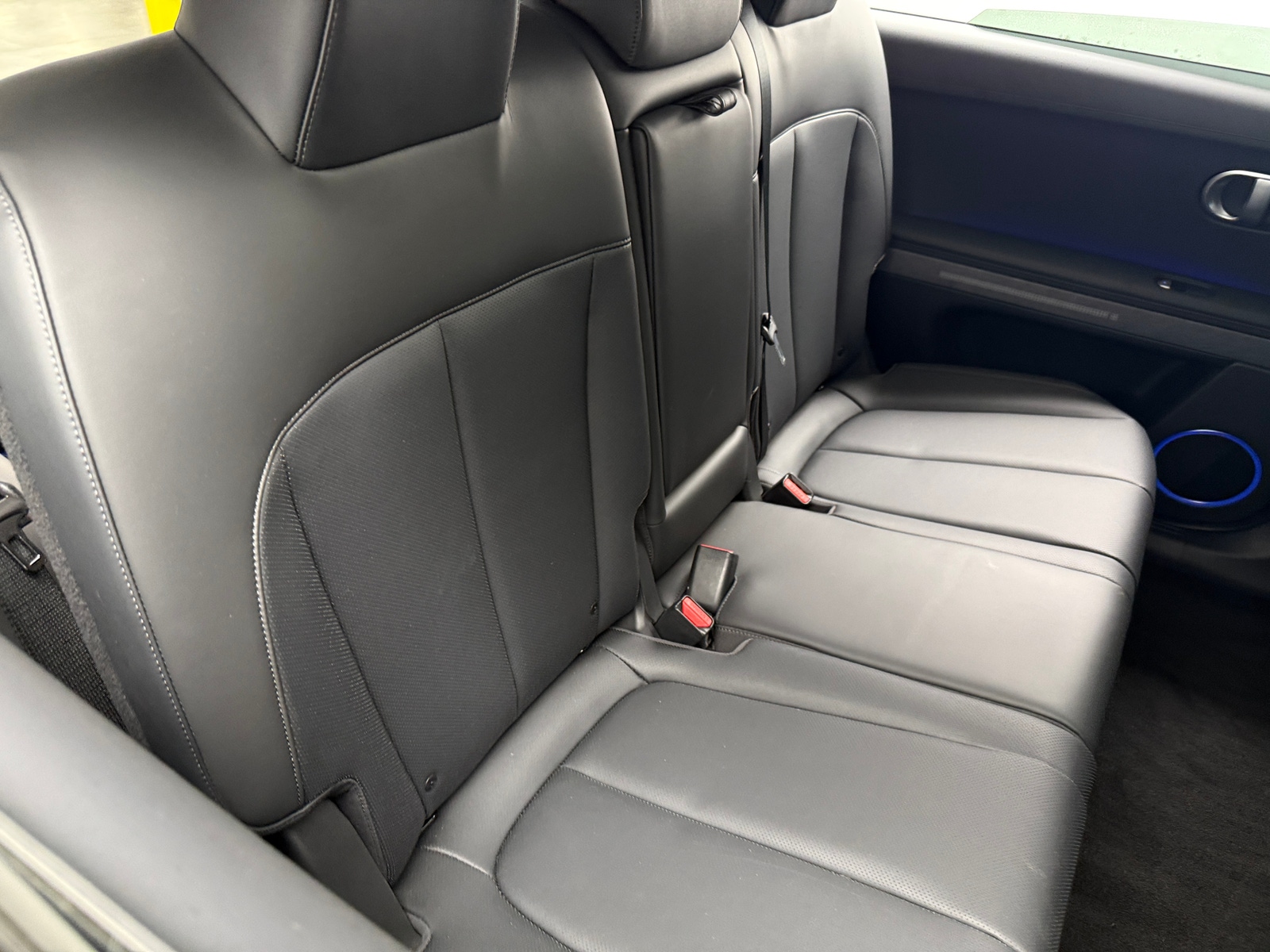 Thumbnail: 2022 Hyundai Ioniq 5 - 5