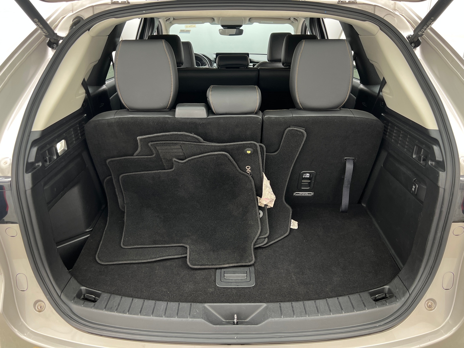 Thumbnail: 2025 Mazda CX-90 - 6