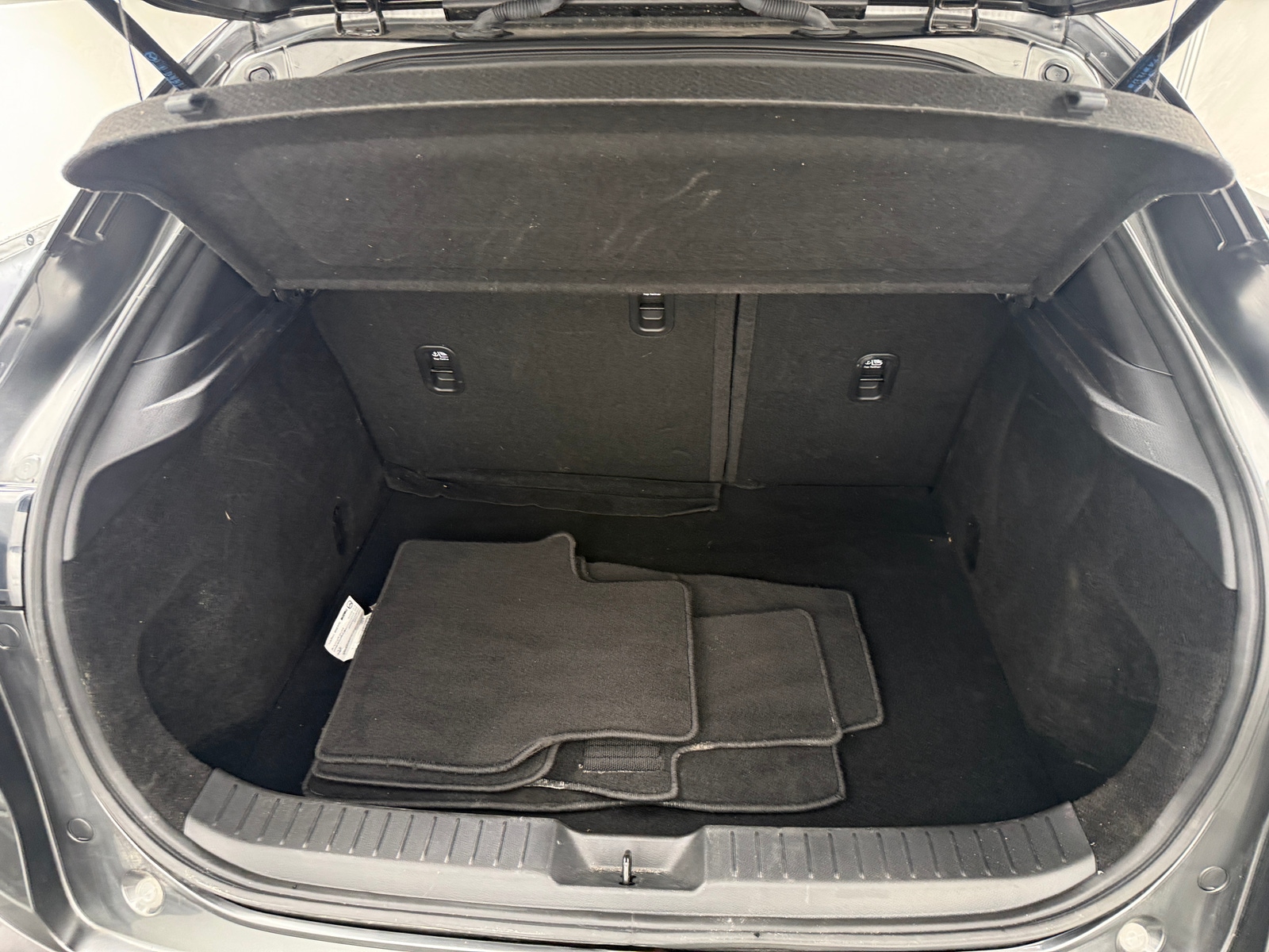 Thumbnail: 2024 Mazda CX-30 - 6