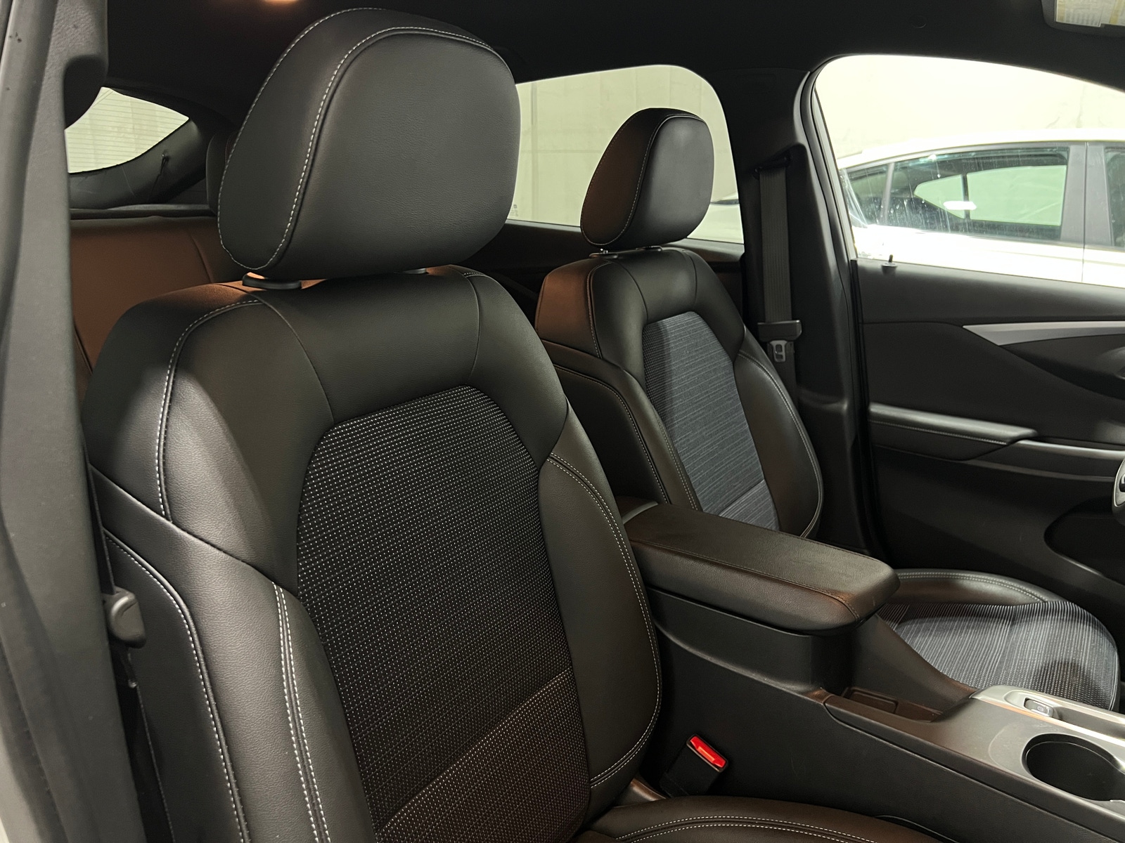 Thumbnail: 2025 Buick Envista - 2