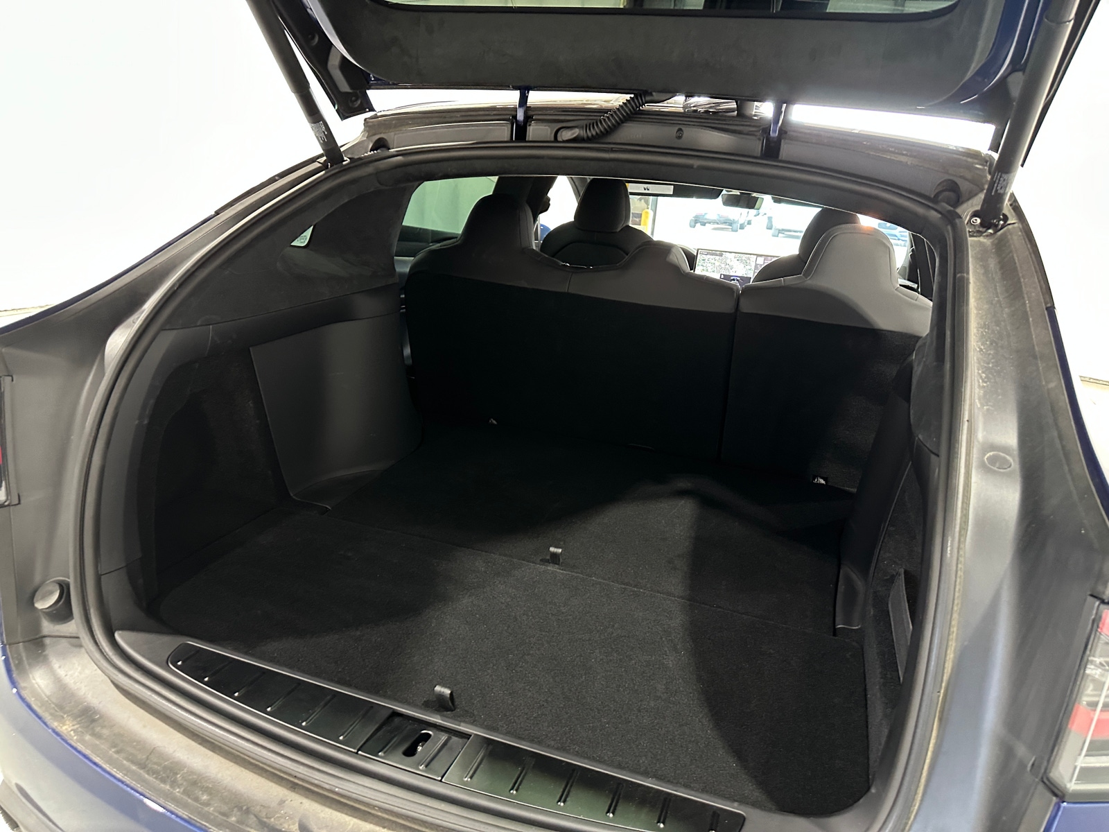 Thumbnail: 2024 Tesla Model X - 6