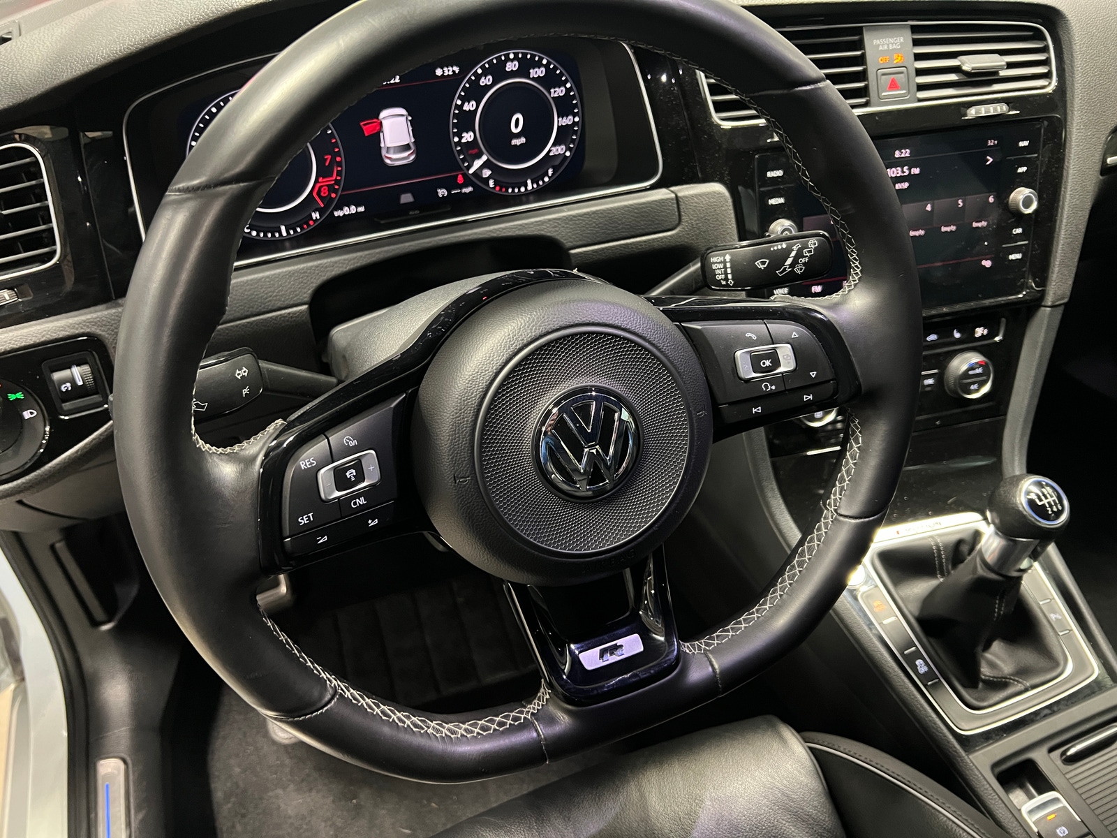 Thumbnail: 2018 Volkswagen Golf - 4