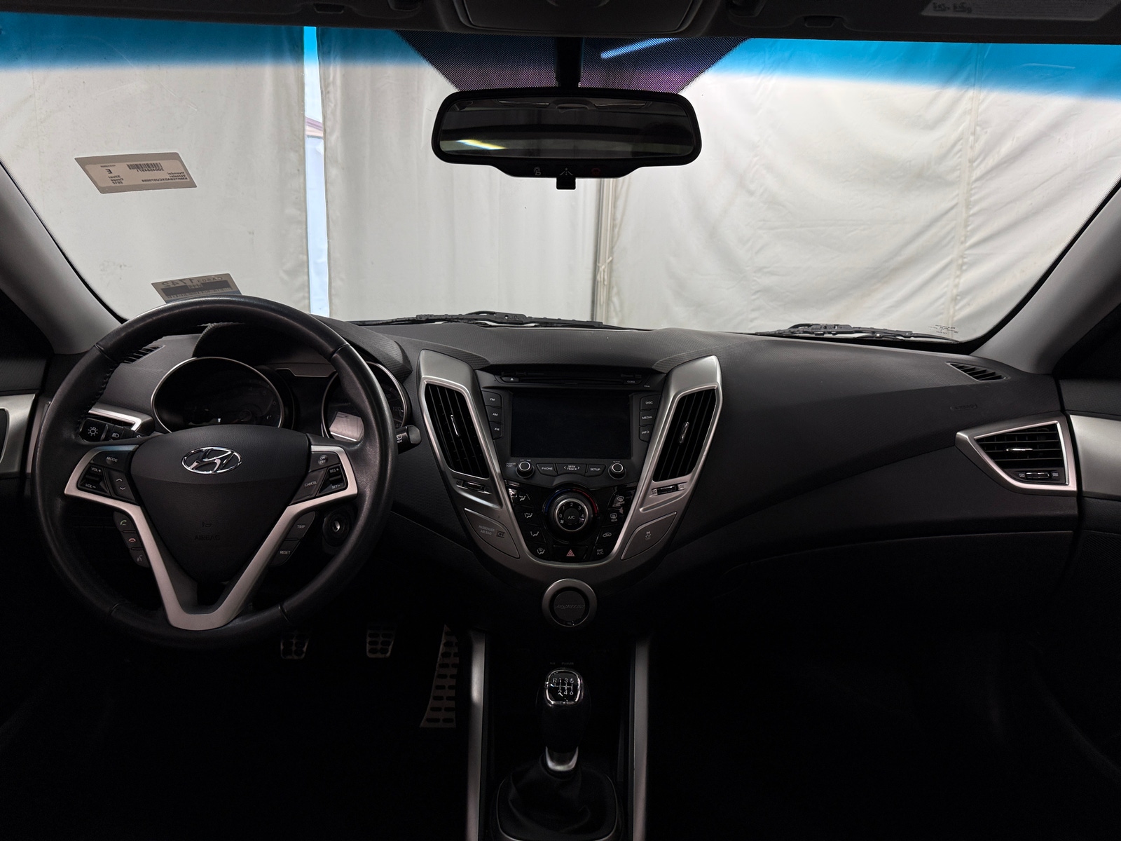 Thumbnail: 2012 Hyundai Veloster - 3