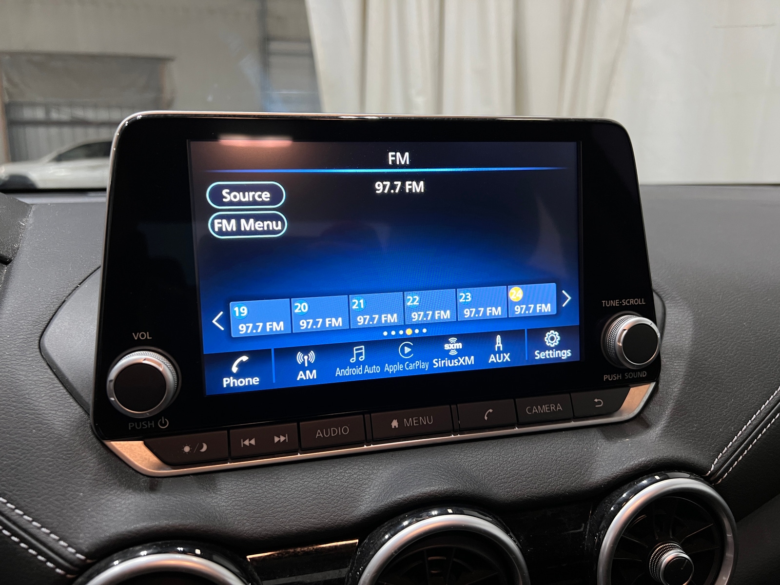 Thumbnail: 2024 Nissan Sentra - 4