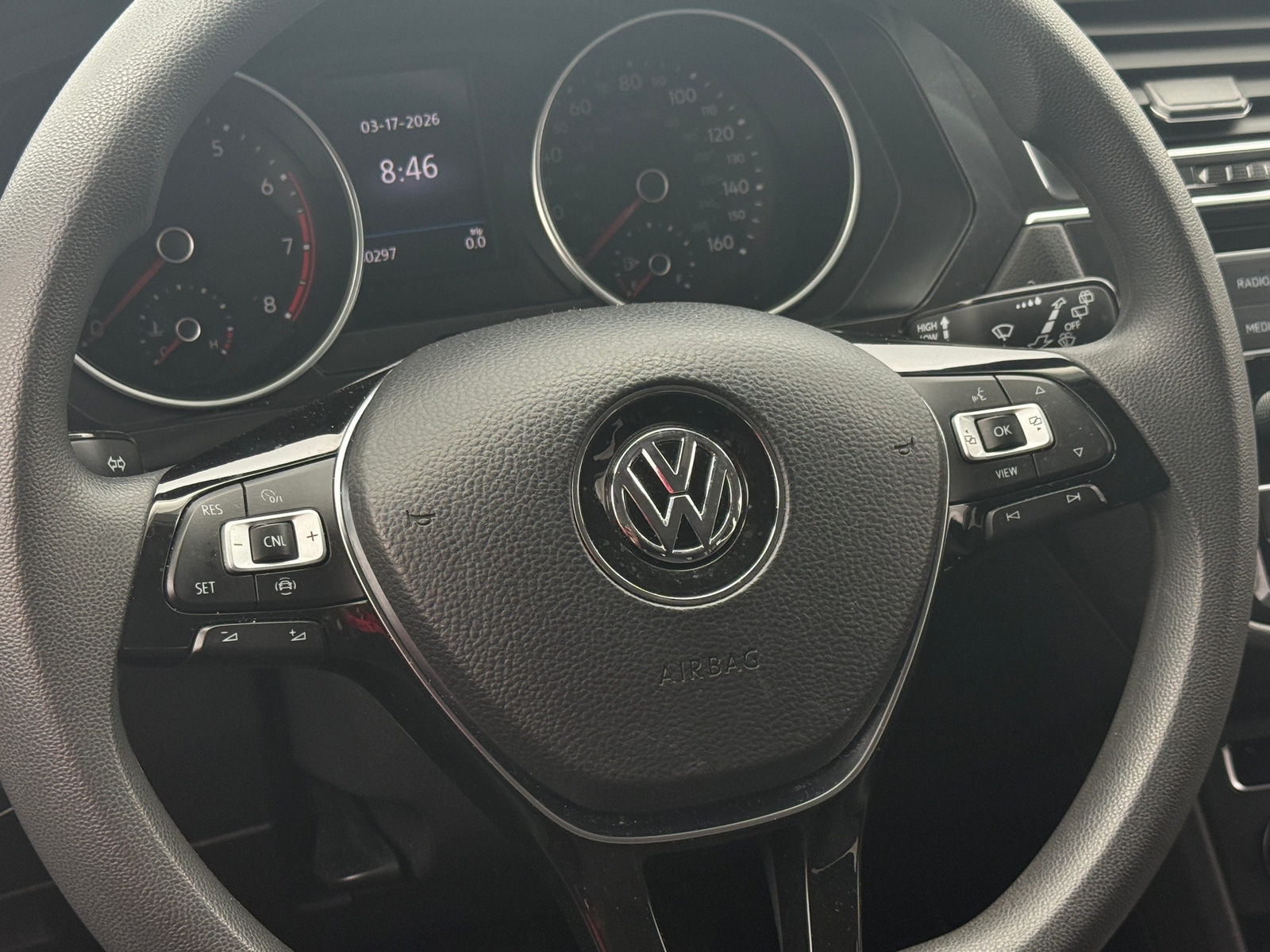 Thumbnail: 2019 Volkswagen Tiguan - 5