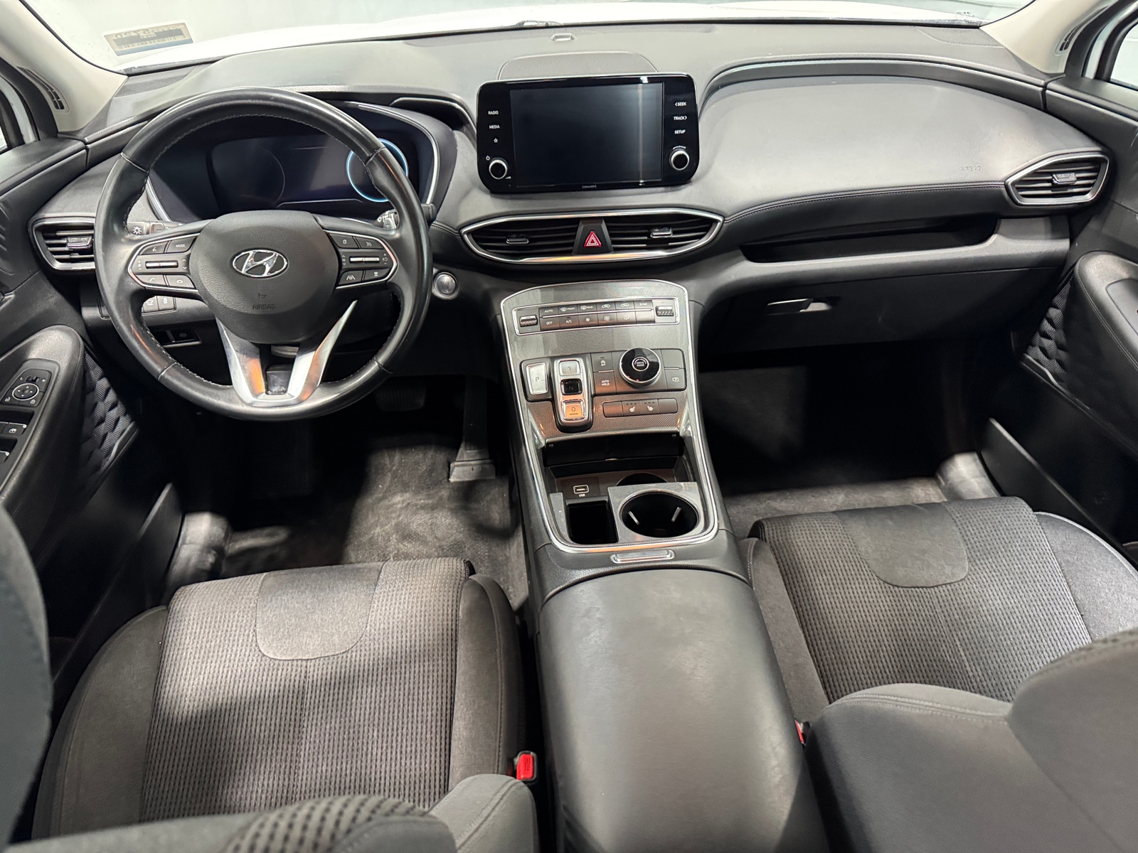 Thumbnail: 2022 Hyundai Santa Fe - 3