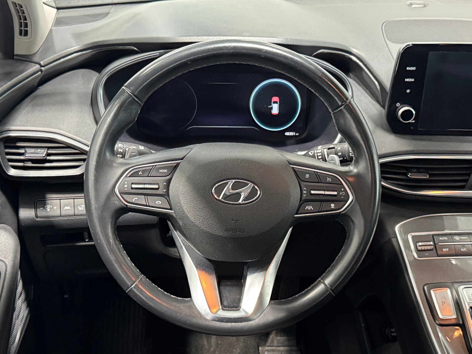 Thumbnail: 2022 Hyundai Santa Fe - 5