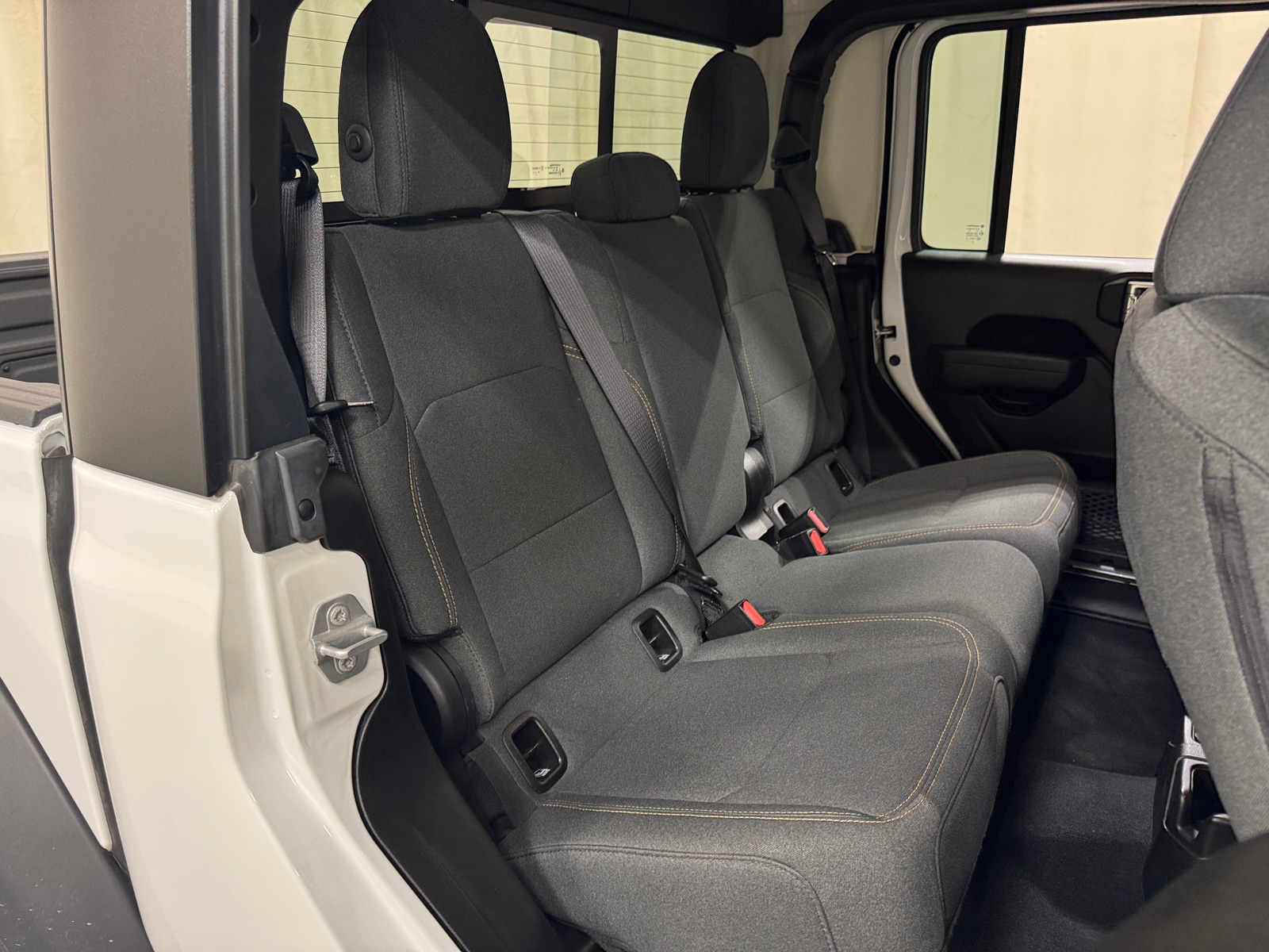 Thumbnail: 2025 Jeep Gladiator - 6