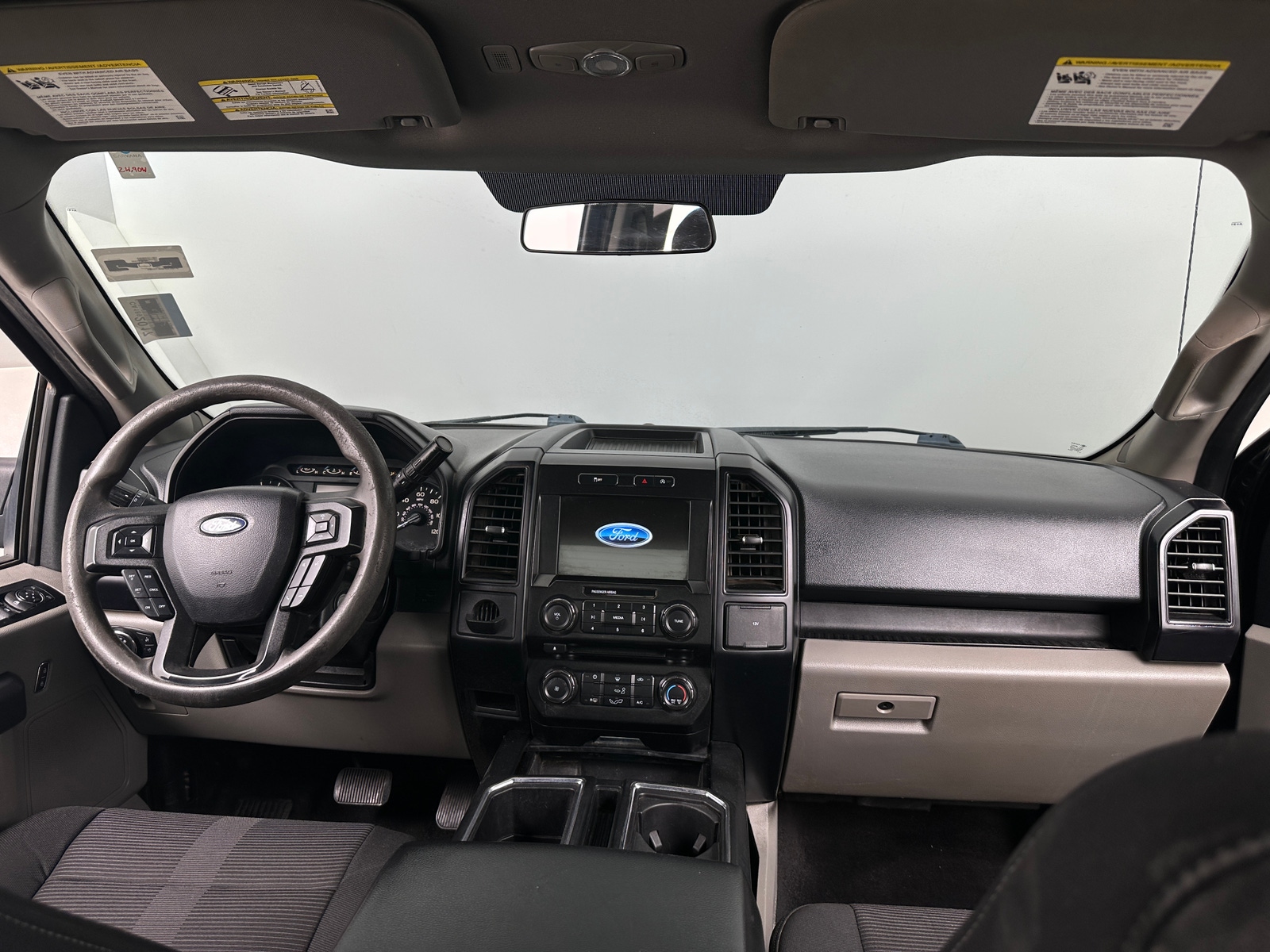 Thumbnail: 2017 Ford Econoline - 3