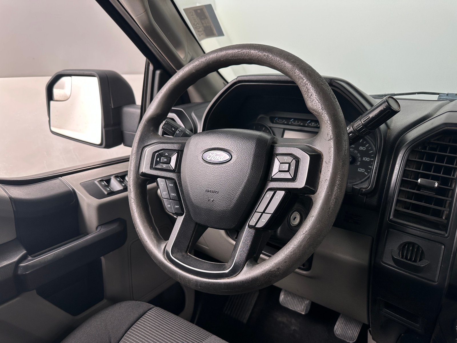 Thumbnail: 2017 Ford Econoline - 5