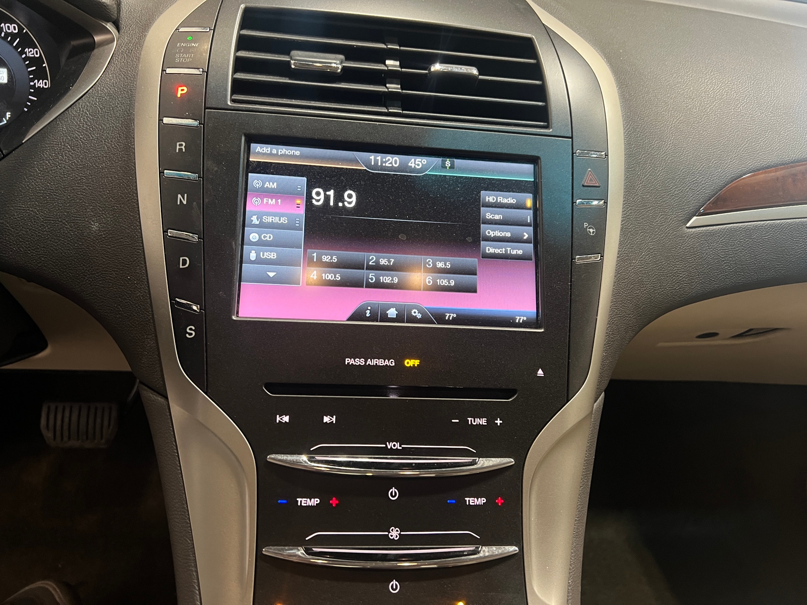 Thumbnail: 2016 Lincoln MKZ - 3