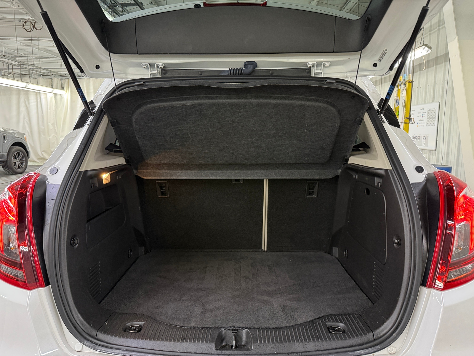 Thumbnail: 2017 Buick Encore - 6