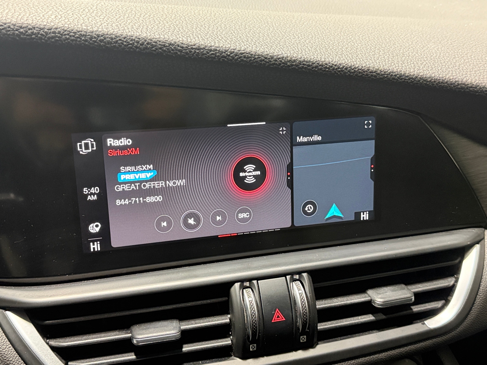 Thumbnail: 2022 Alfa Romeo Giulia - 3