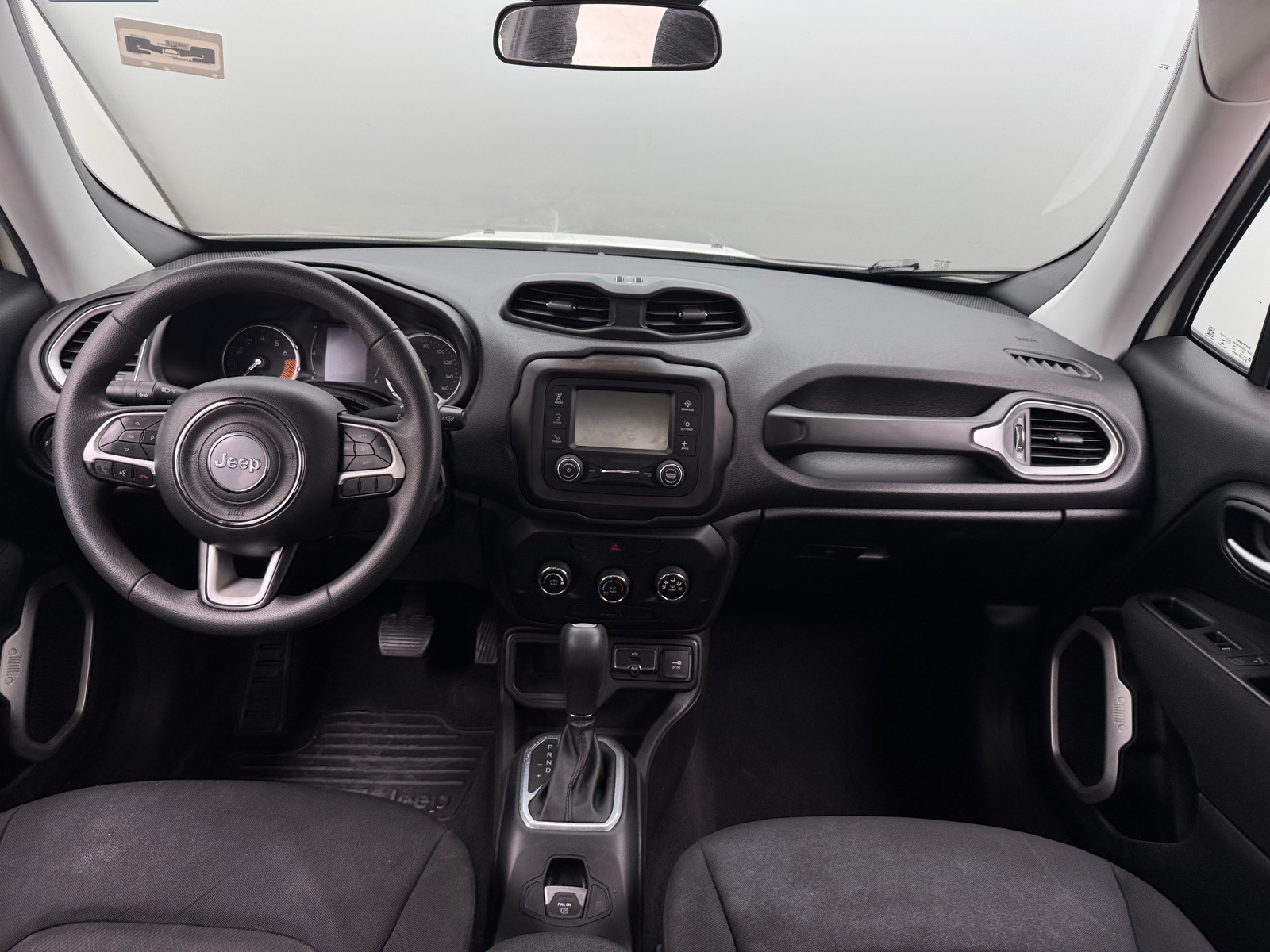 Thumbnail: 2020 Jeep Renegade - 3