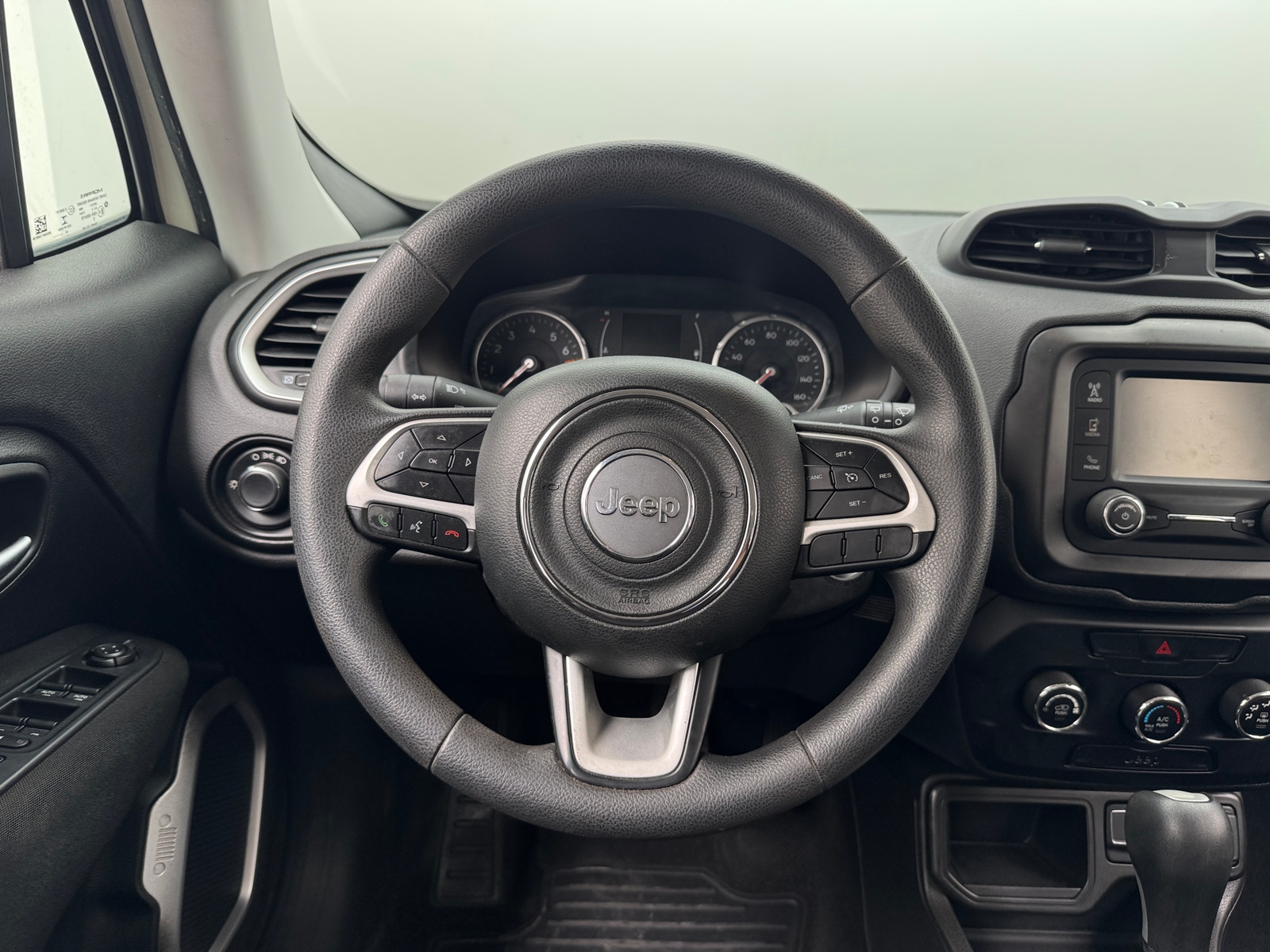 Thumbnail: 2020 Jeep Renegade - 5