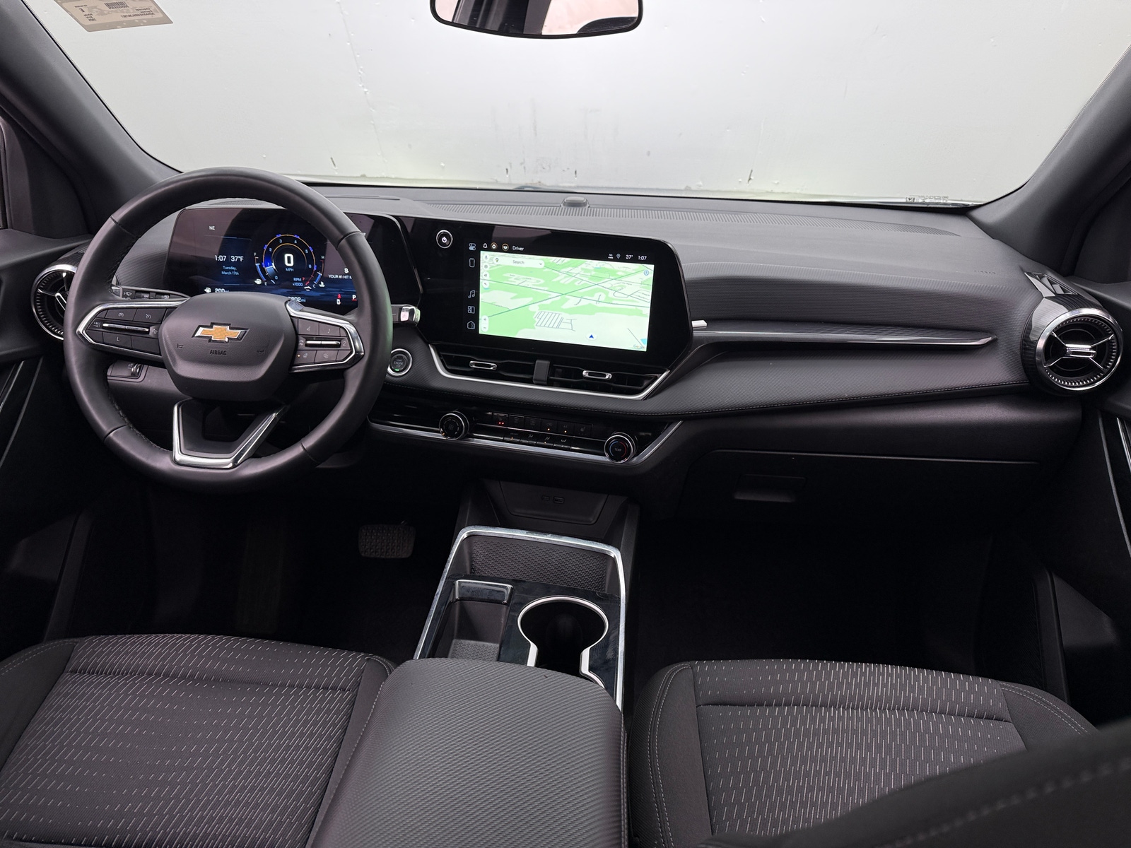 Thumbnail: 2025 Chevrolet Equinox - 3