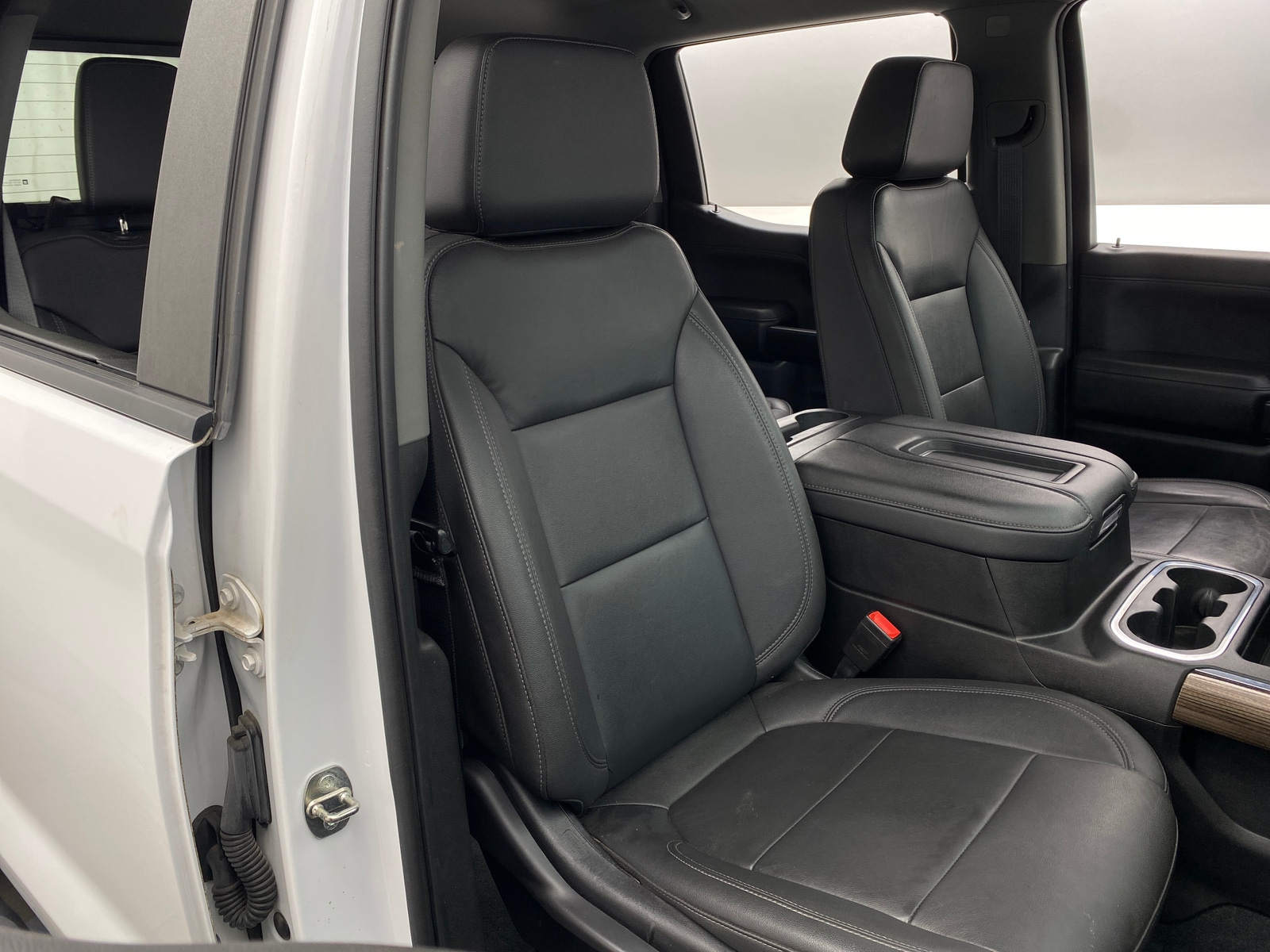 Thumbnail: 2021 Chevrolet Silverado 1500 - 2