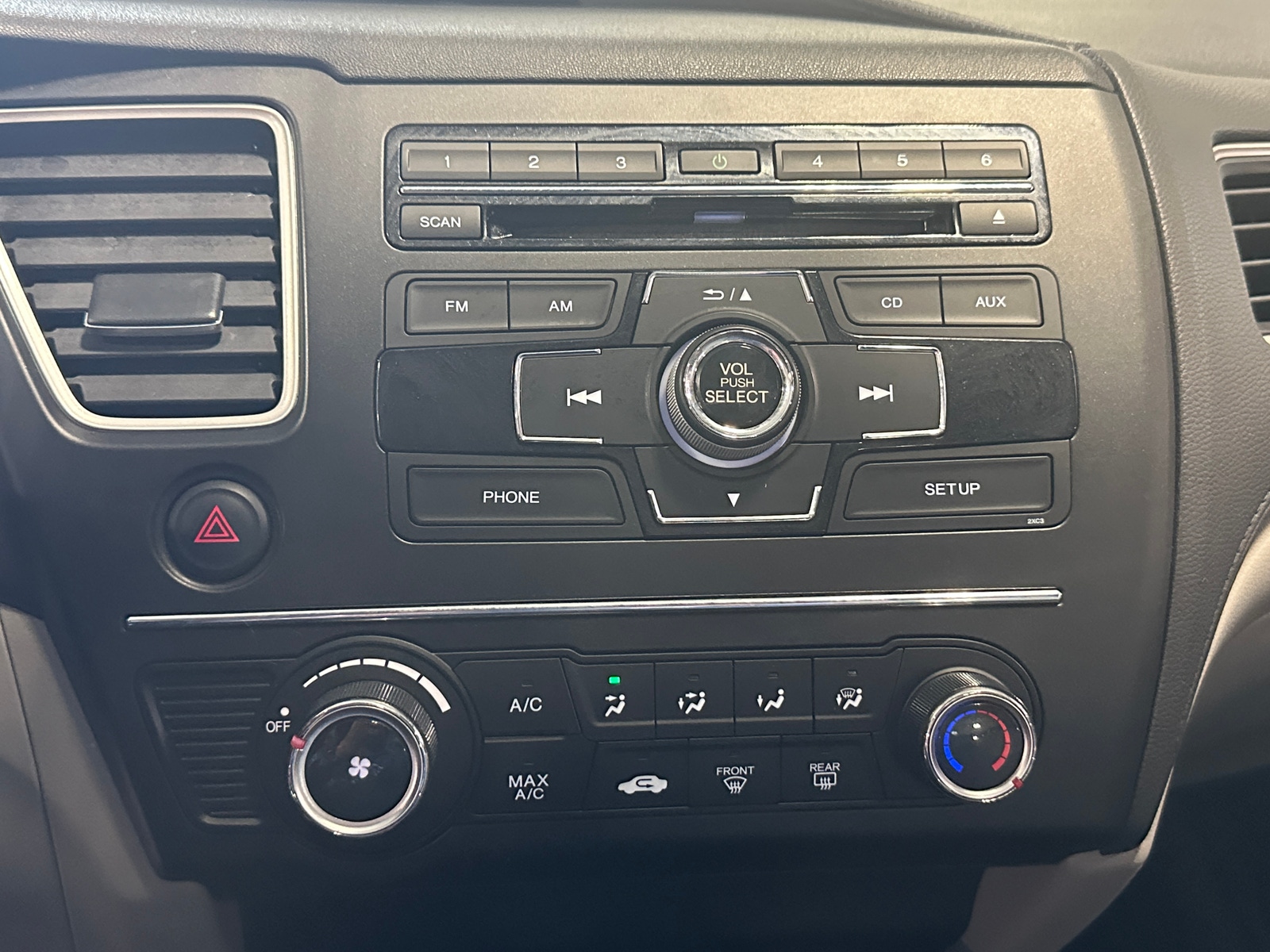 Thumbnail: 2015 Honda Civic - 4