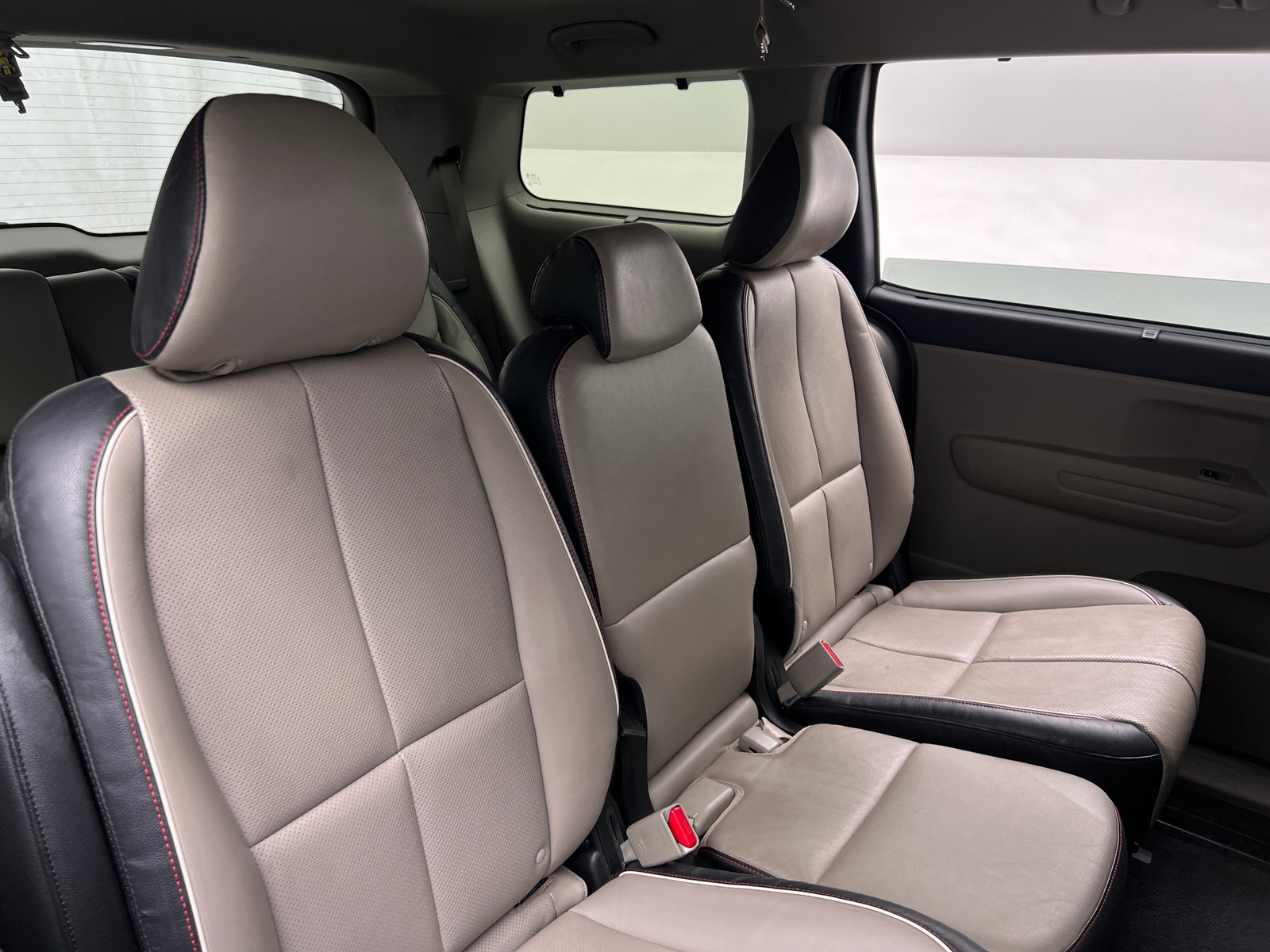 Thumbnail: 2020 Kia Sedona - 5