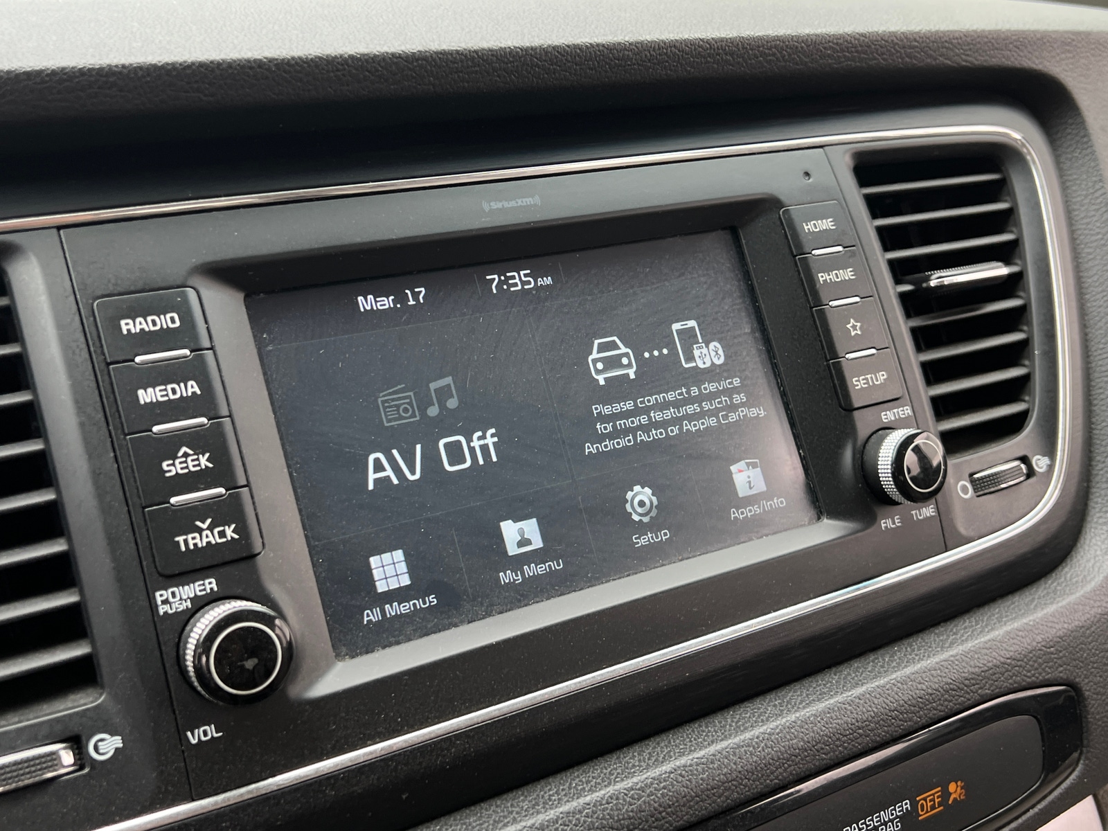 Thumbnail: 2020 Kia Sedona - 3