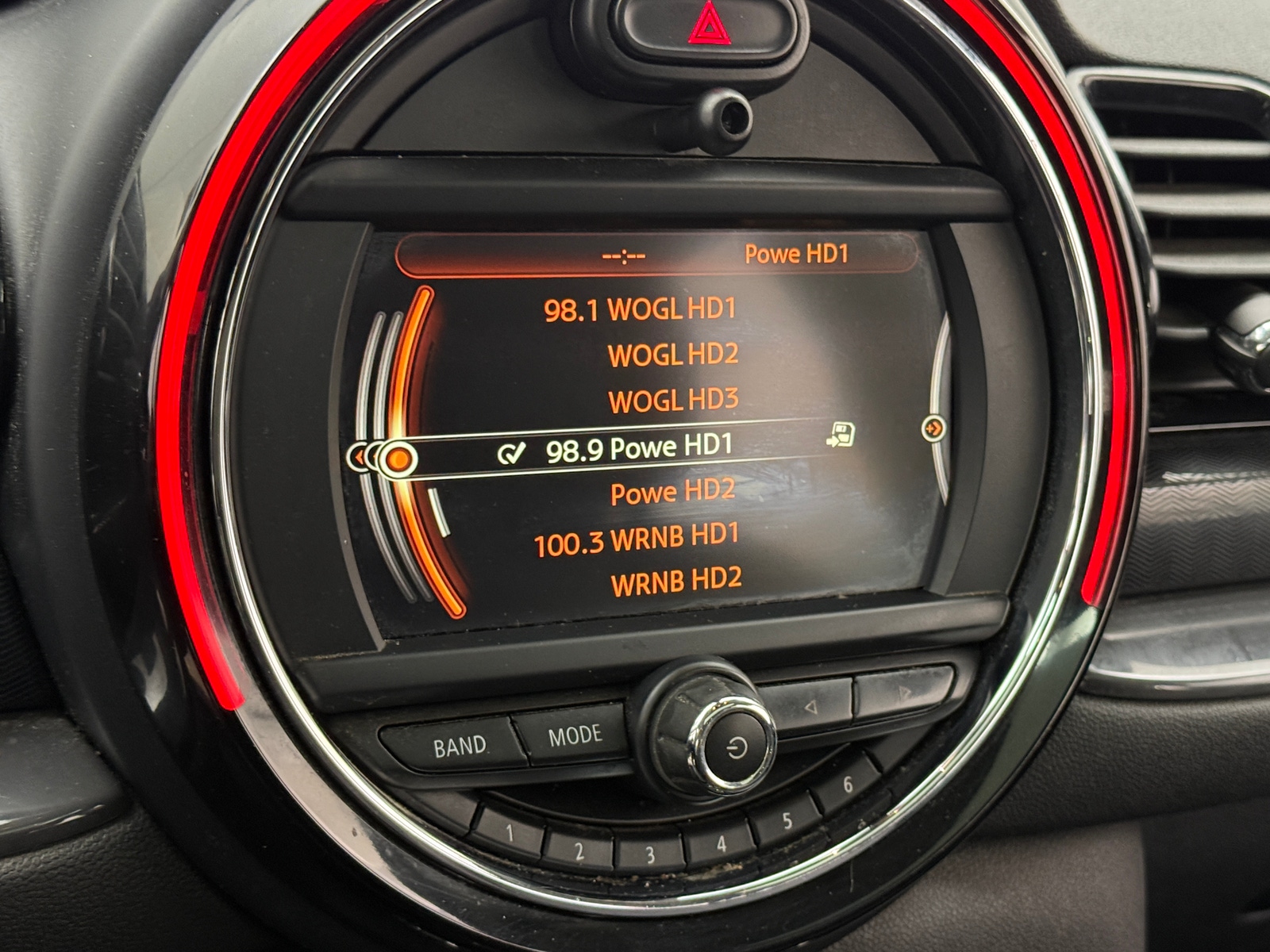 Thumbnail: 2017 MINI Cooper Clubman - 3