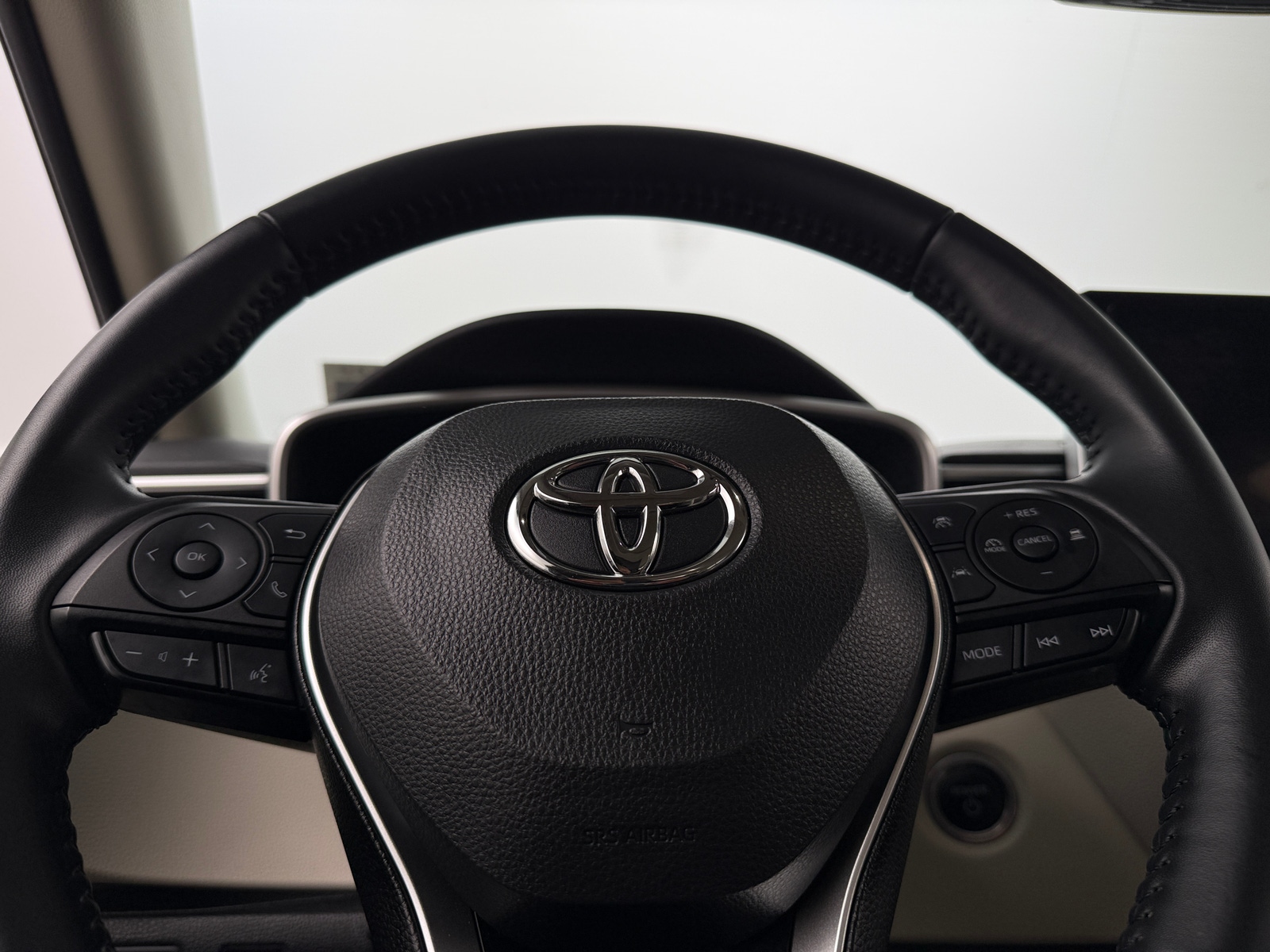 Thumbnail: 2024 Toyota Corolla - 4