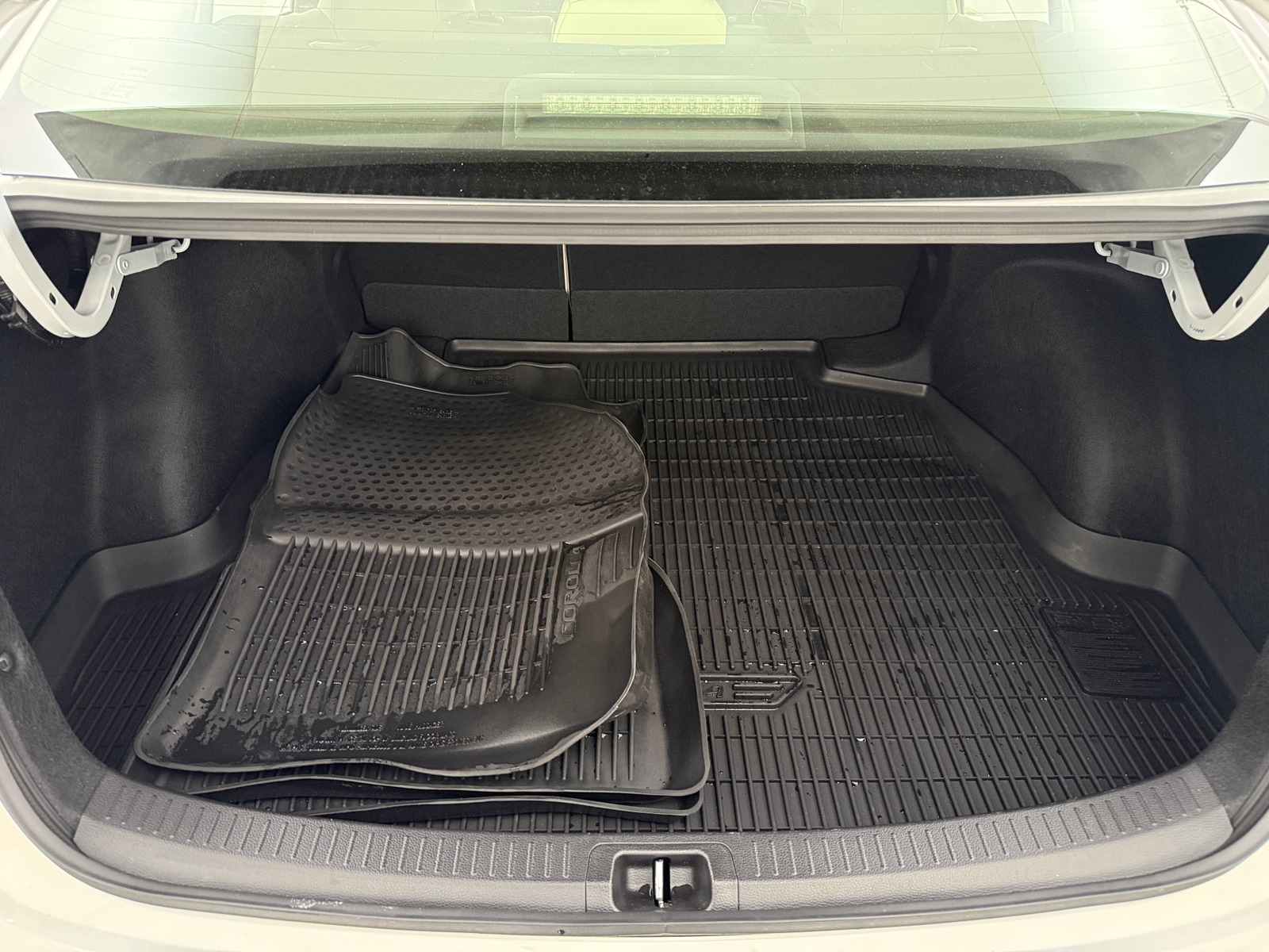 Thumbnail: 2024 Toyota Corolla - 6