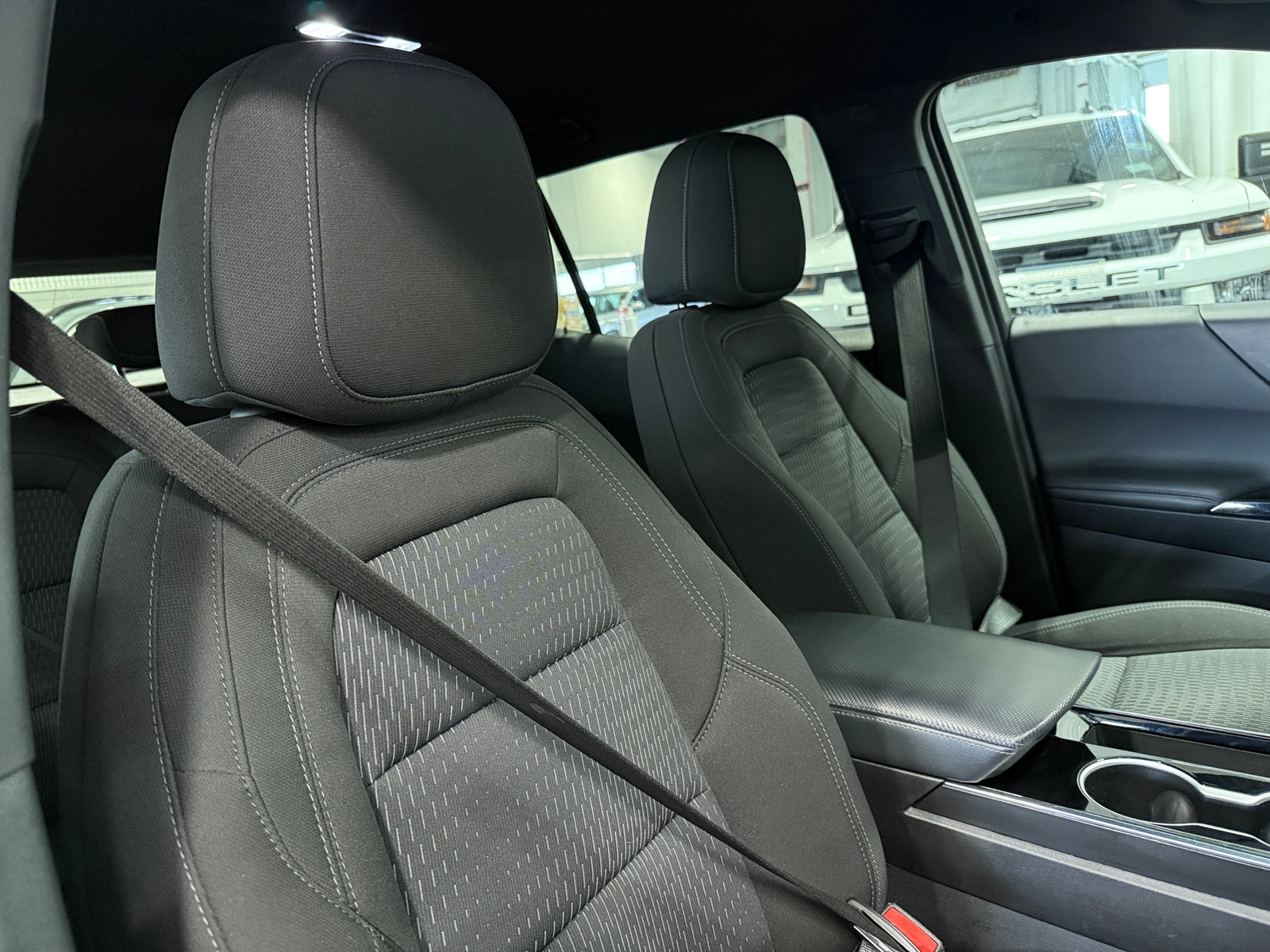 Thumbnail: 2025 Chevrolet Equinox - 2