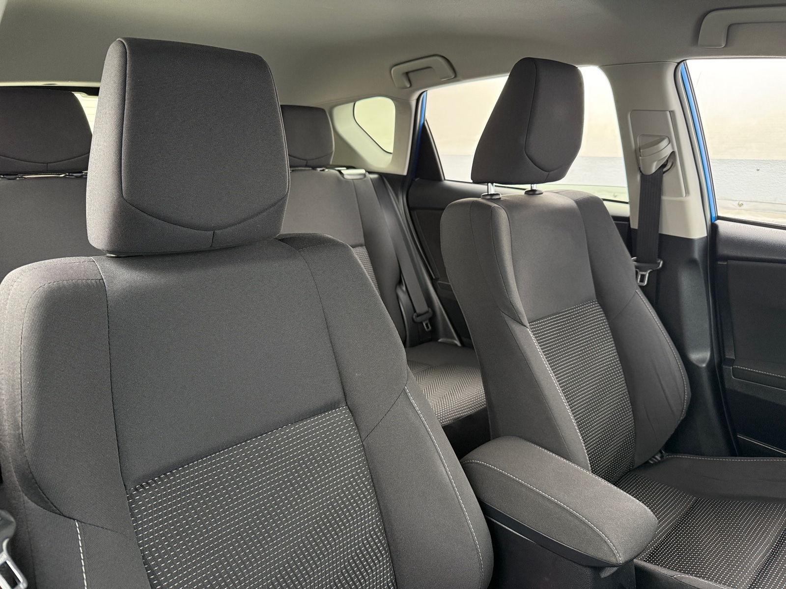 Thumbnail: 2017 Toyota Corolla iM - 2