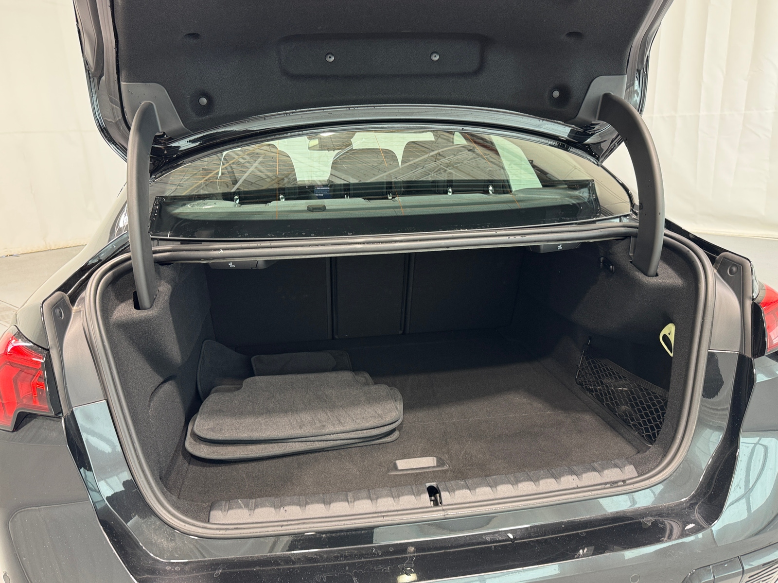 Thumbnail: 2025 BMW 2 Series - 6