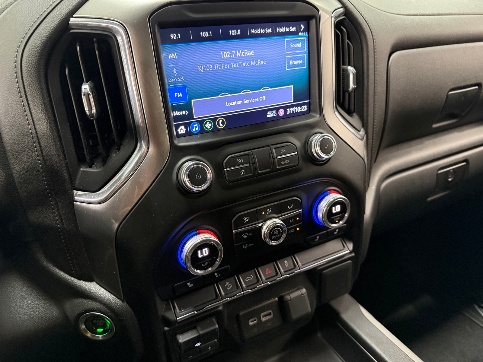 Thumbnail: 2021 Chevrolet Silverado 1500 - 4