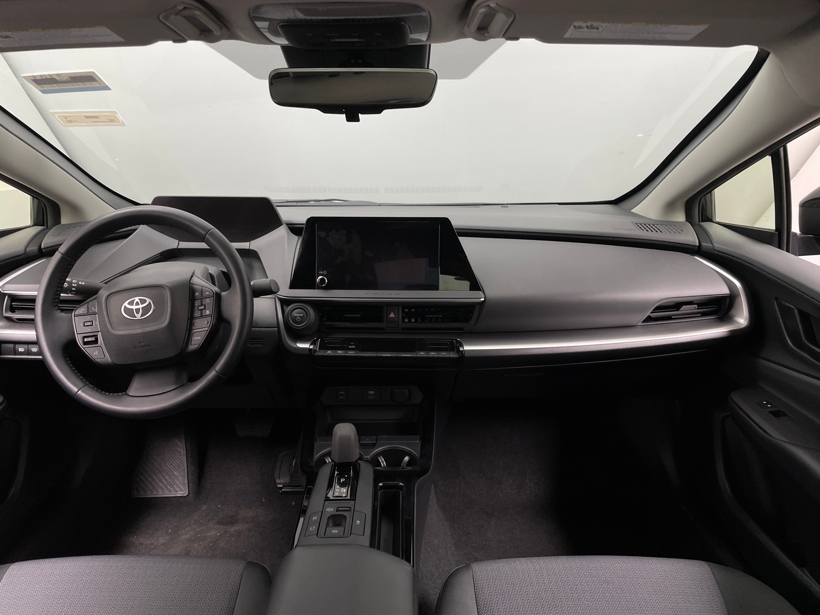 Thumbnail: 2025 Toyota Prius - 3