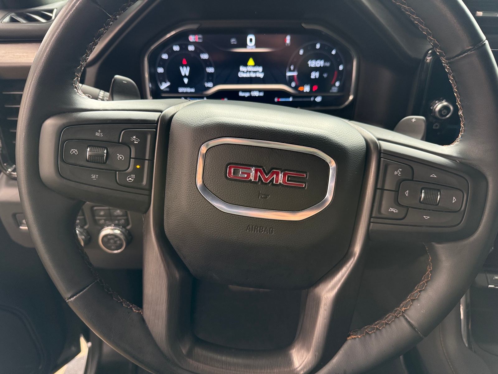 Thumbnail: 2025 GMC Sierra 1500 - 4