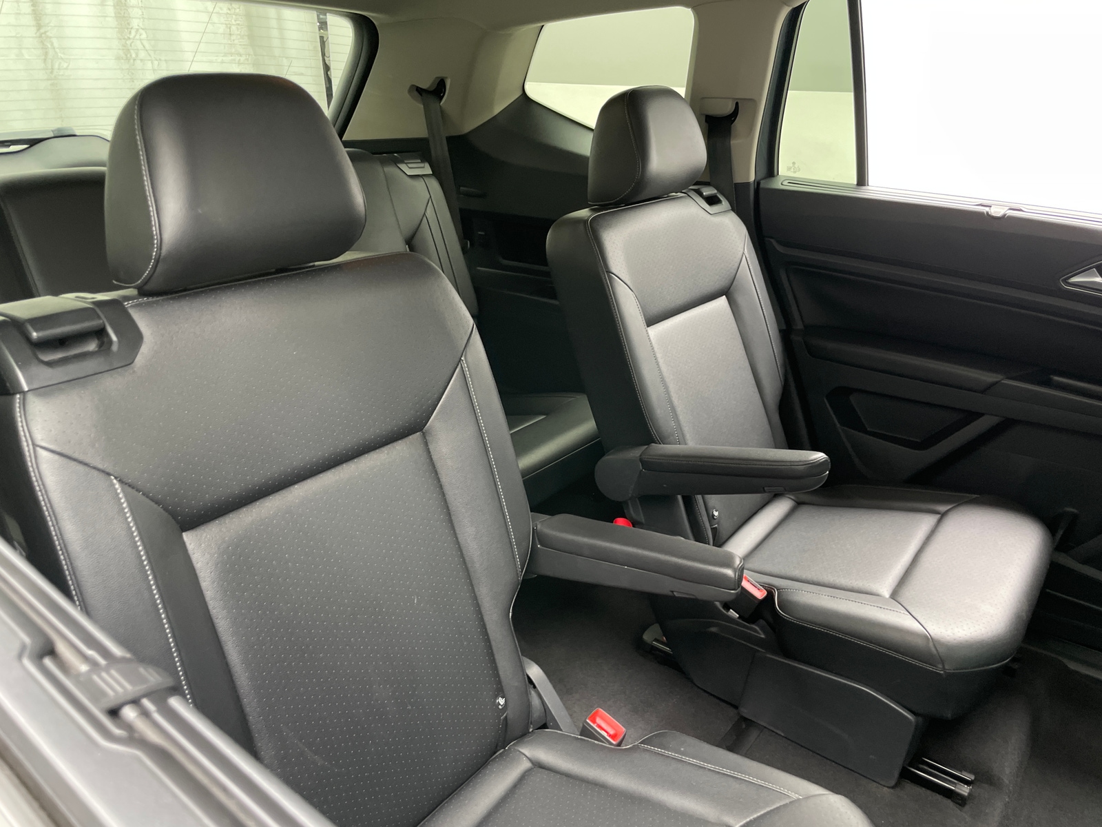 Thumbnail: 2019 Volkswagen Atlas - 5