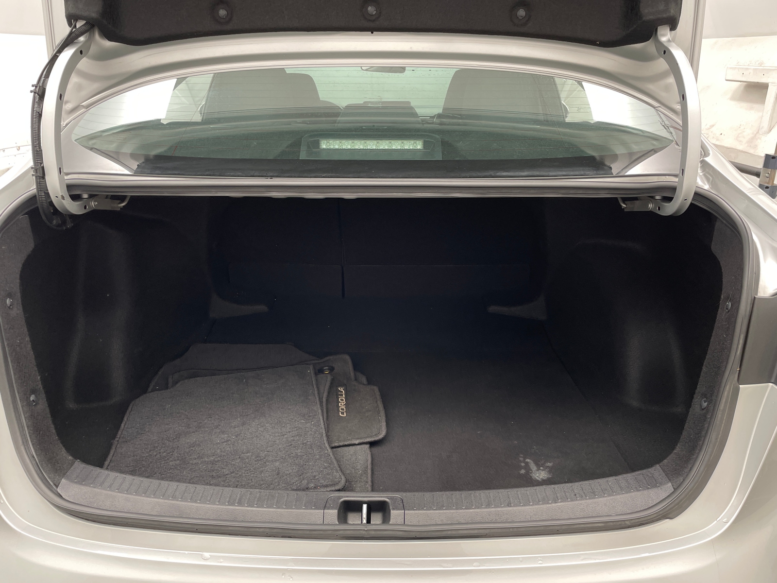 Thumbnail: 2023 Toyota Corolla - 7