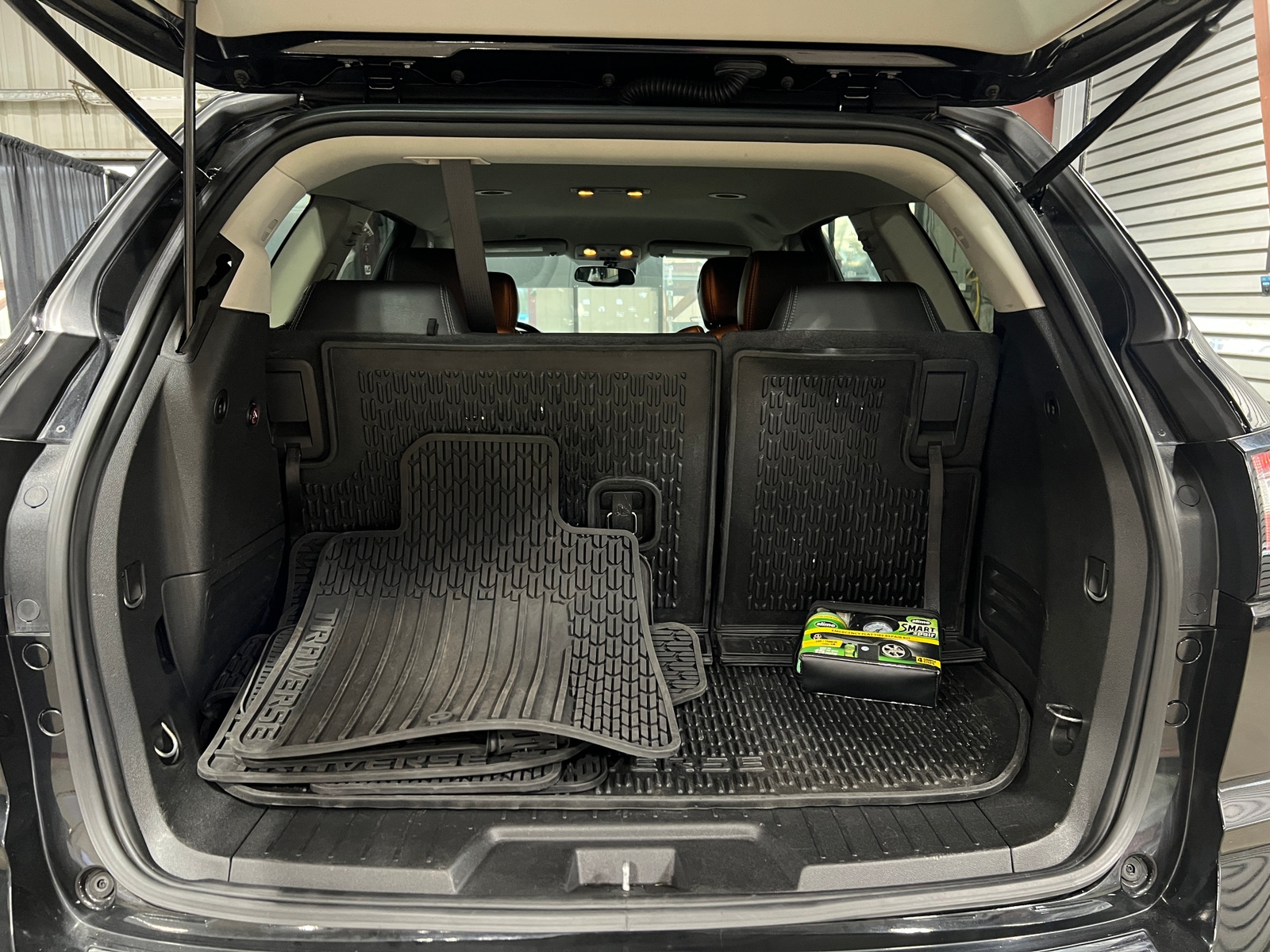 Thumbnail: 2017 Chevrolet Traverse - 6
