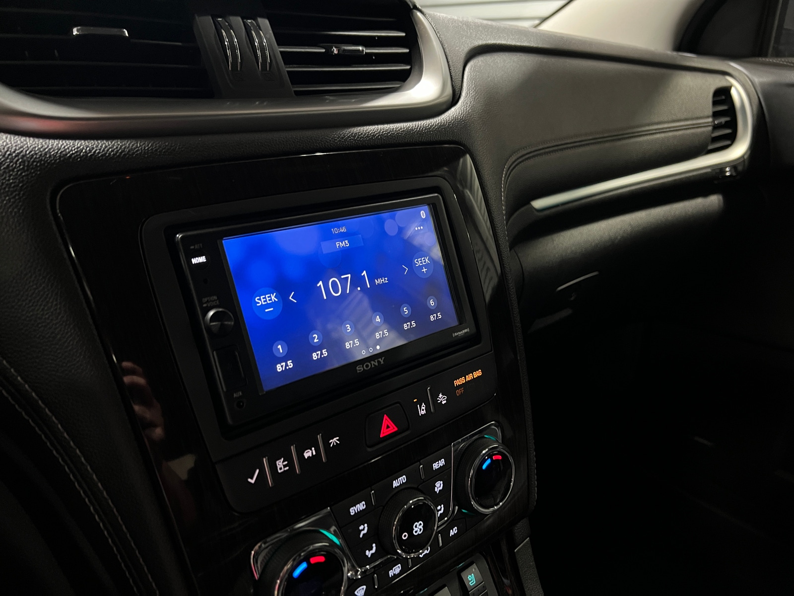 Thumbnail: 2017 Chevrolet Traverse - 3