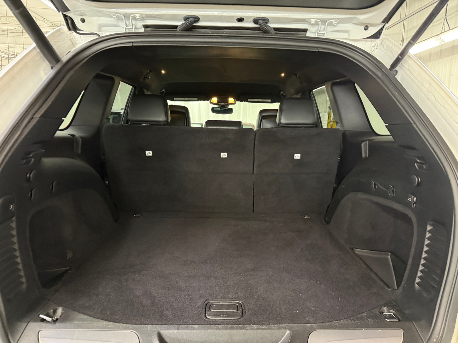 Thumbnail: 2018 Jeep Grand Cherokee - 6