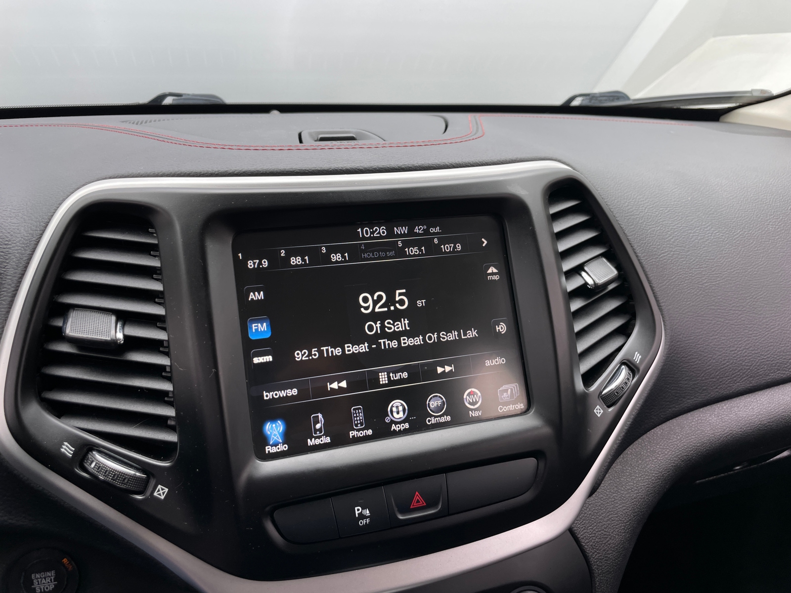 Thumbnail: 2018 Jeep Cherokee - 4