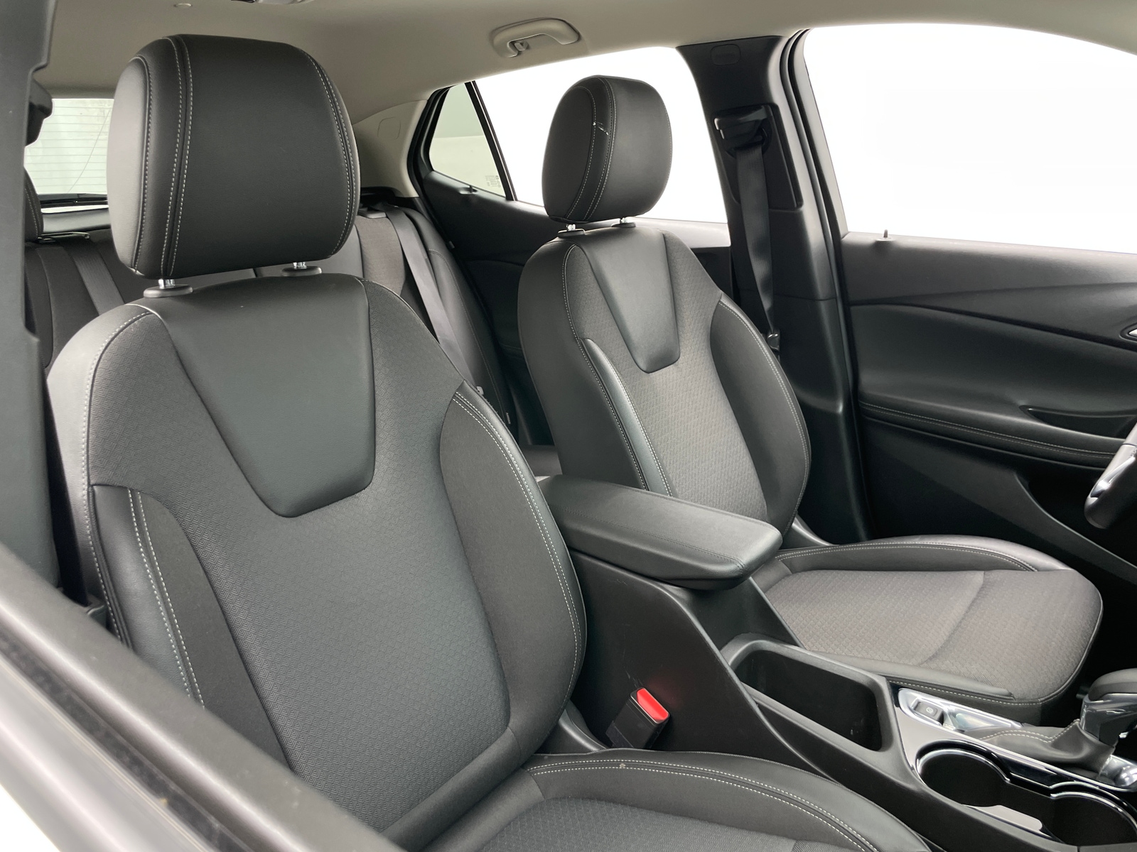 Thumbnail: 2025 Buick Encore GX - 2