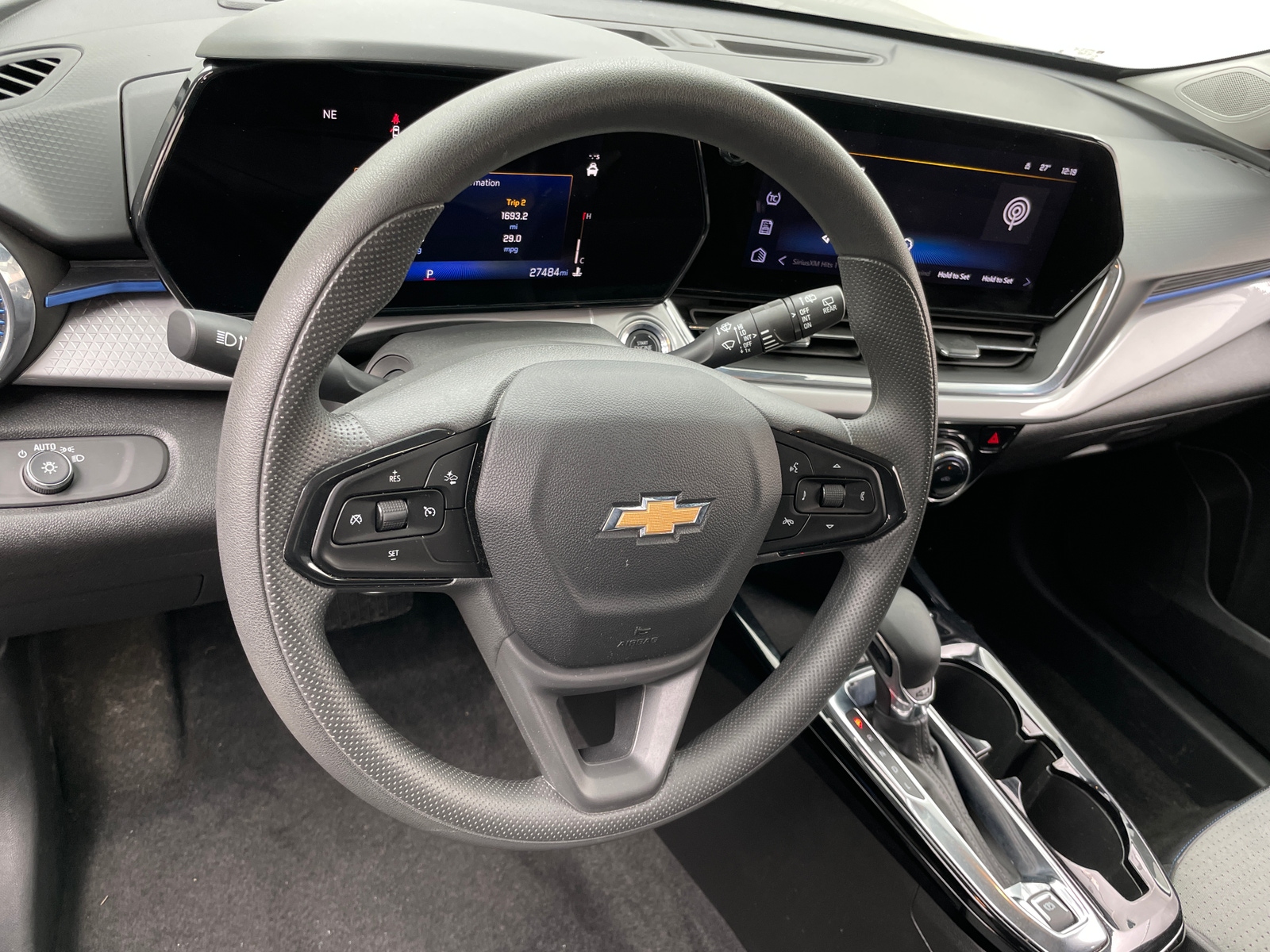 Thumbnail: 2025 Chevrolet Trax - 5