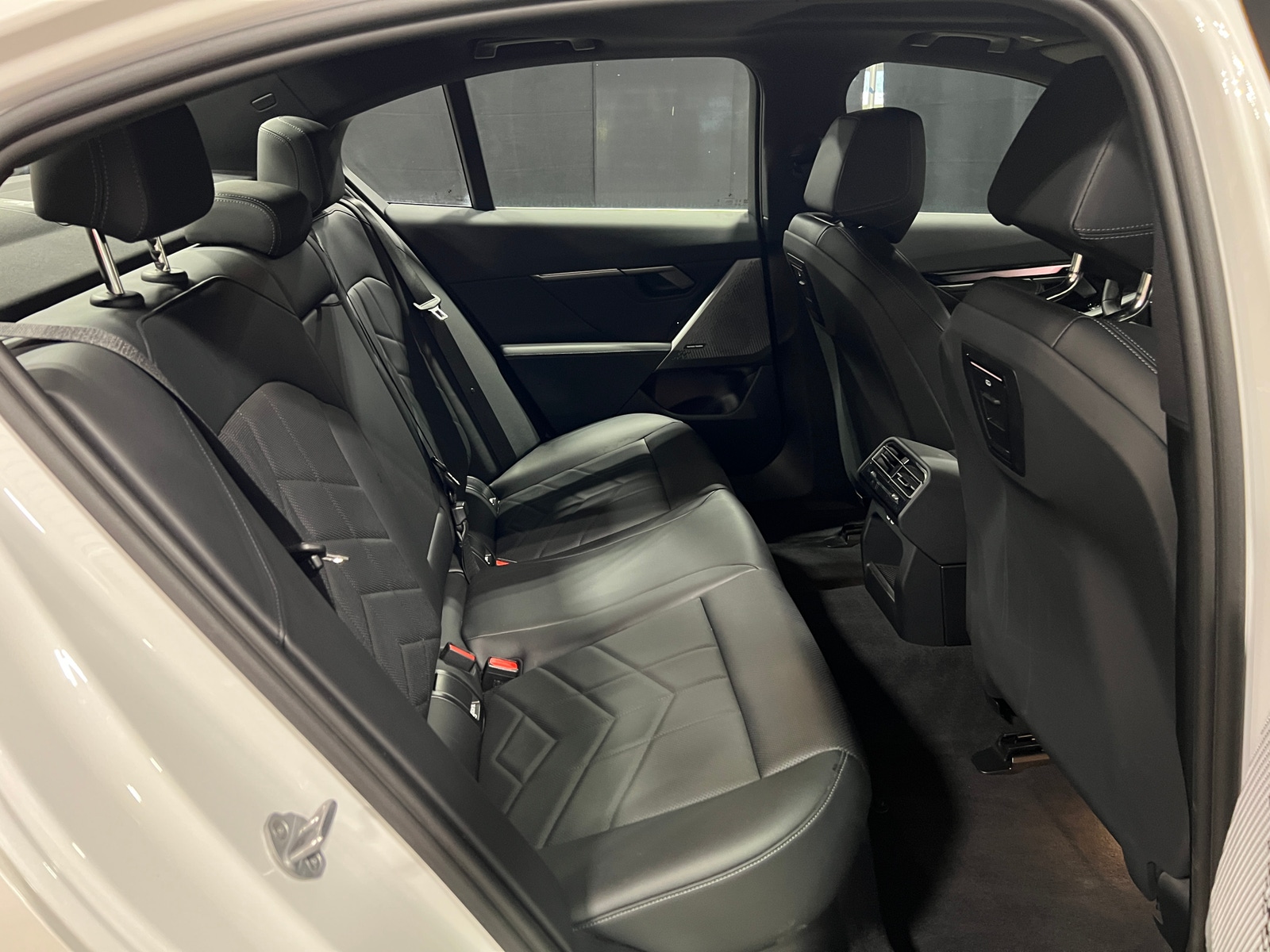 Thumbnail: 2025 BMW i5 - 5