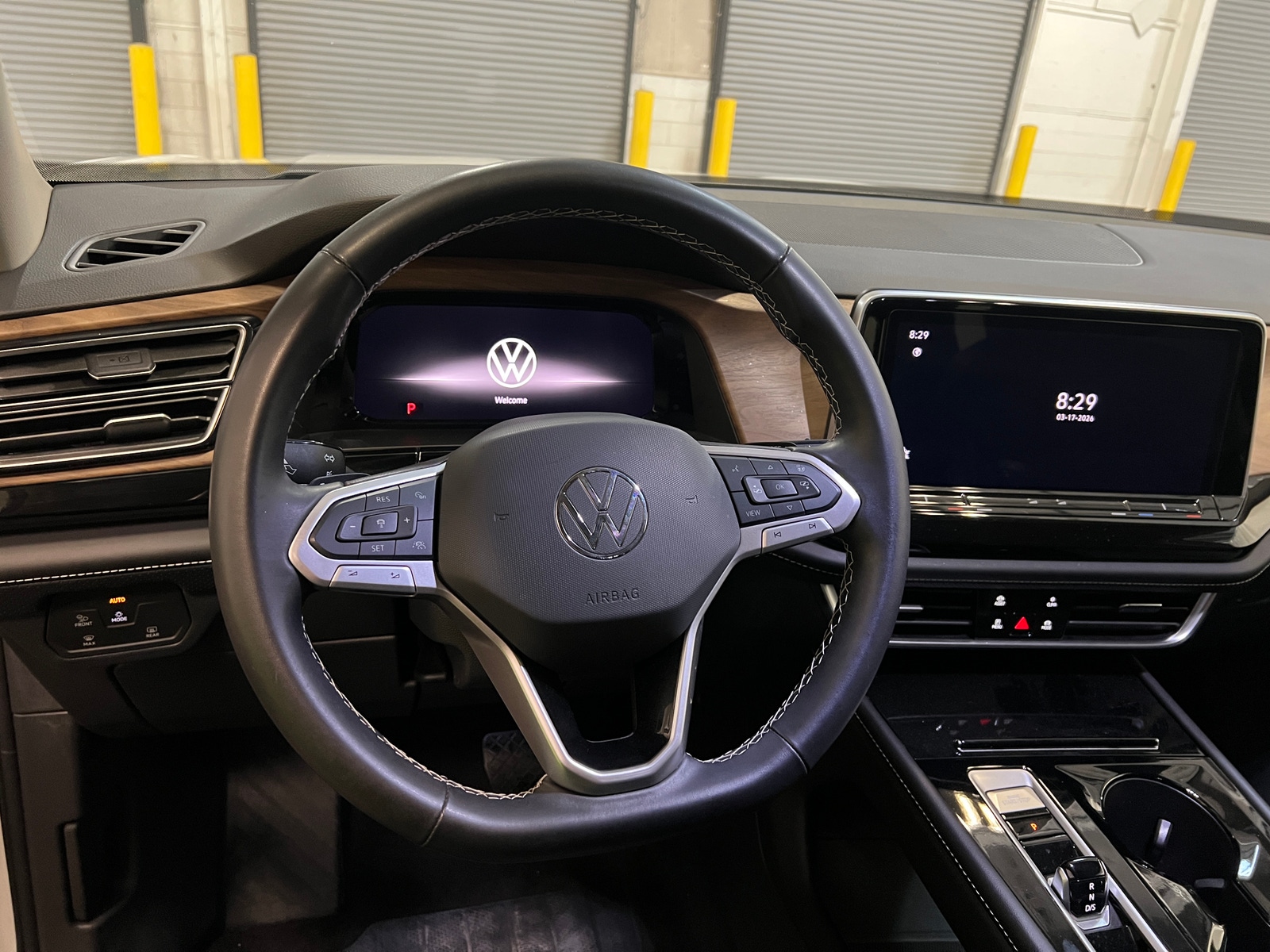 Thumbnail: 2025 Volkswagen Atlas - 4