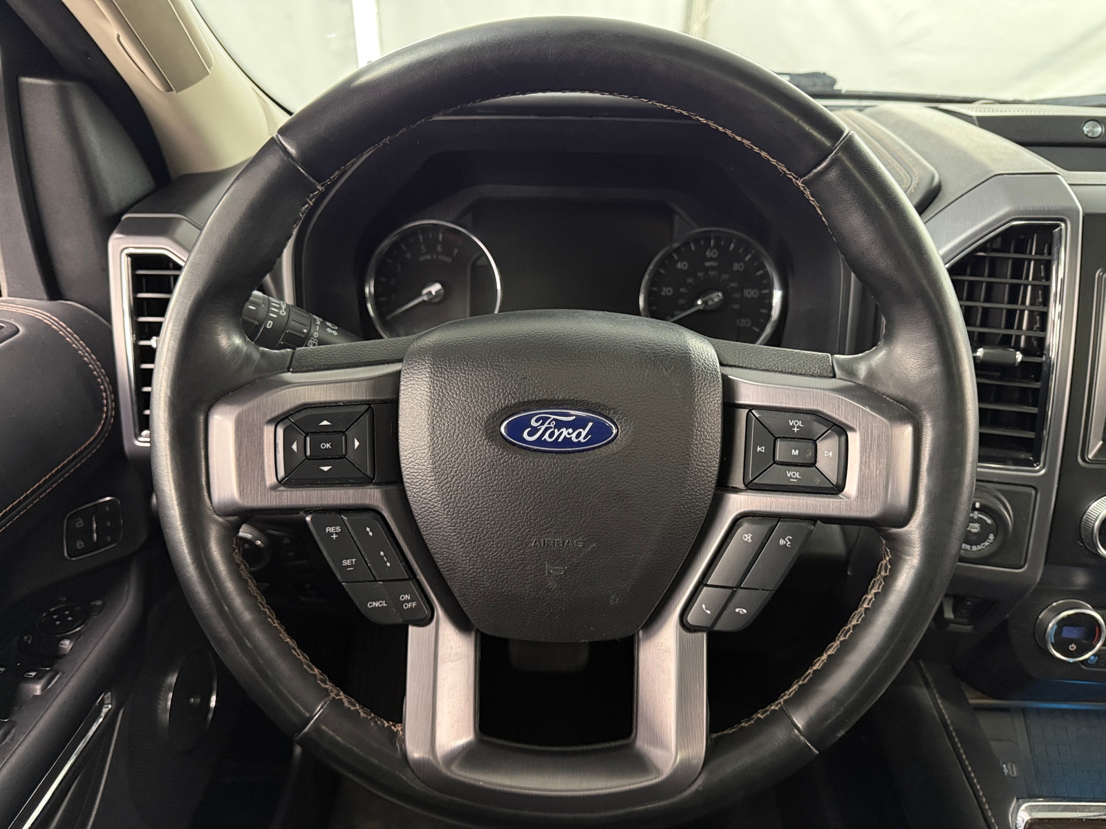 Thumbnail: 2020 Ford Expedition MAX - 4