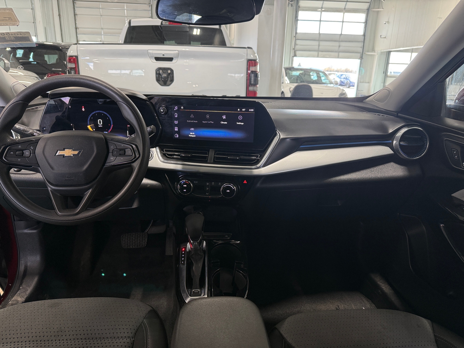 Thumbnail: 2025 Chevrolet Trax - 3